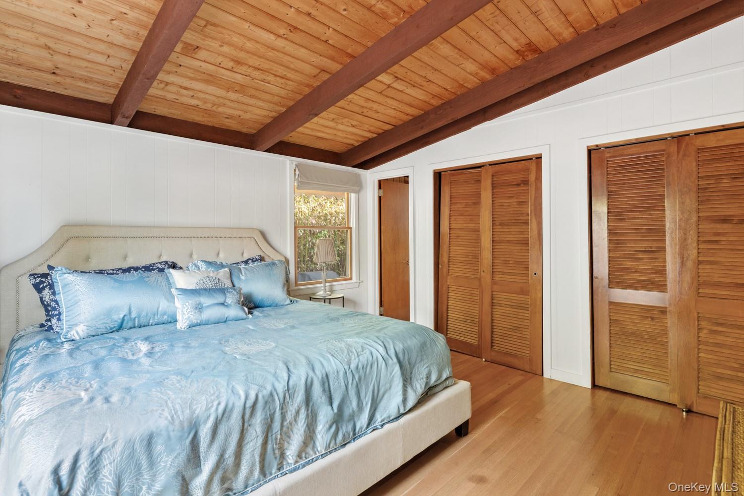 19 Crescent Avenue, Seaview, NY 11770