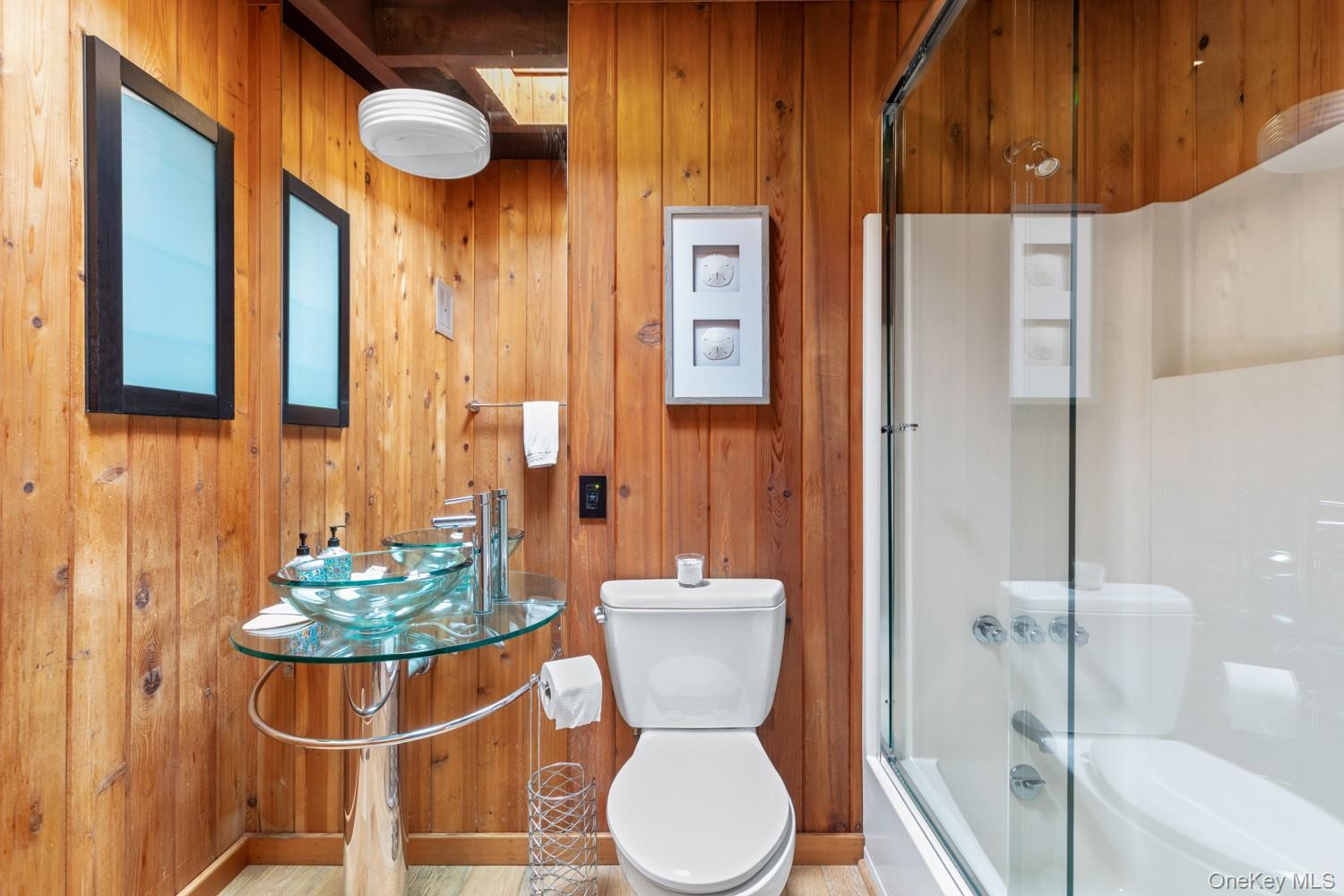 19 Crescent Avenue, Seaview, NY 11770