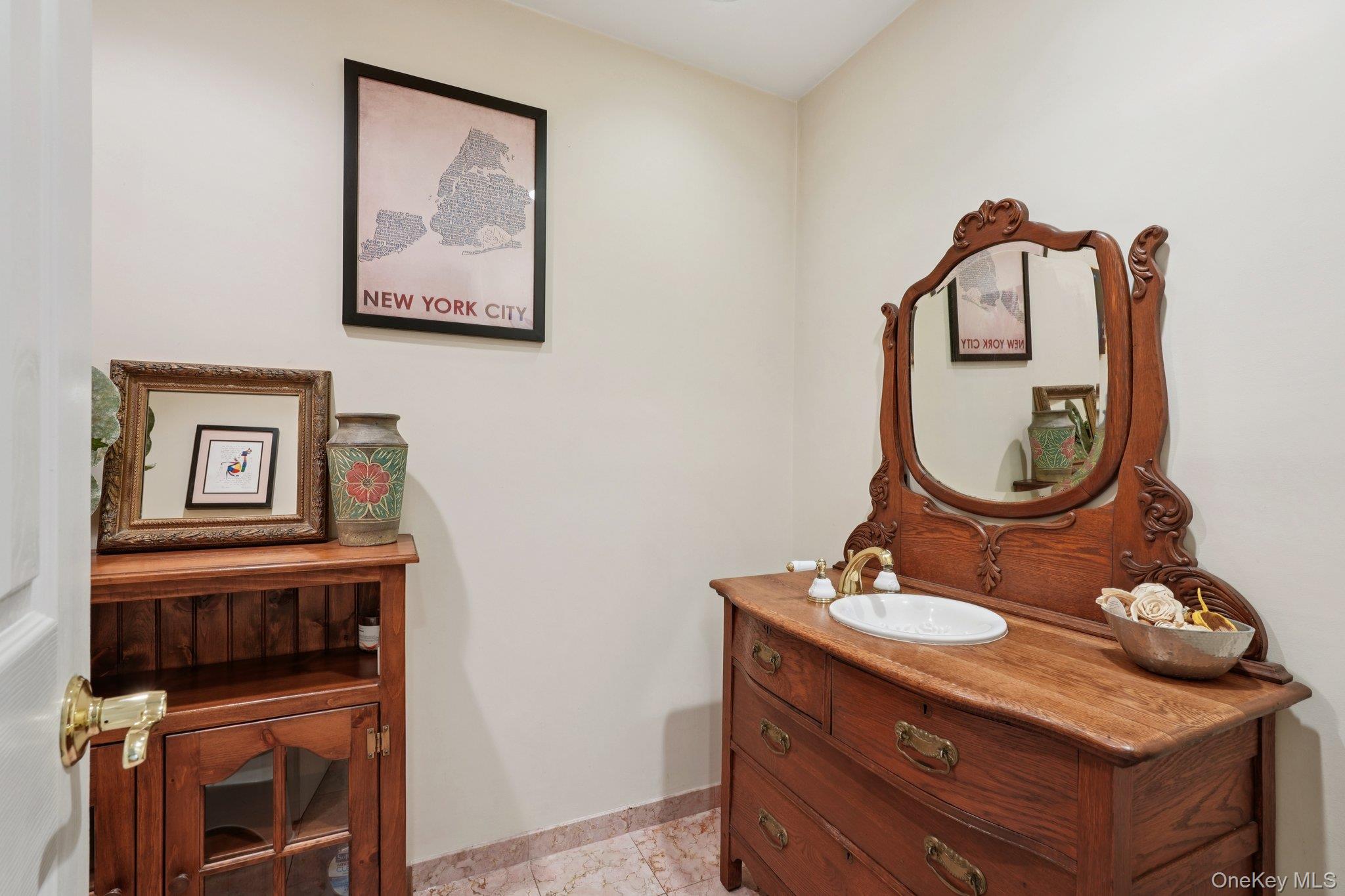 11 Old Phillips Hill Road, New City, NY 10956