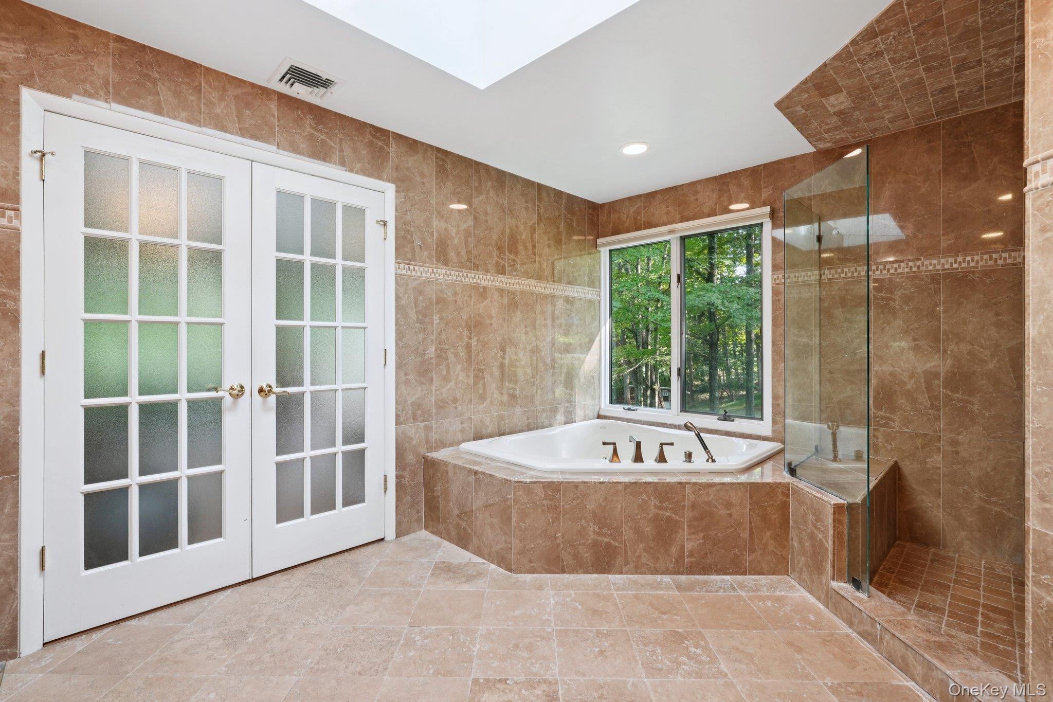 11 Old Phillips Hill Road, New City, NY 10956