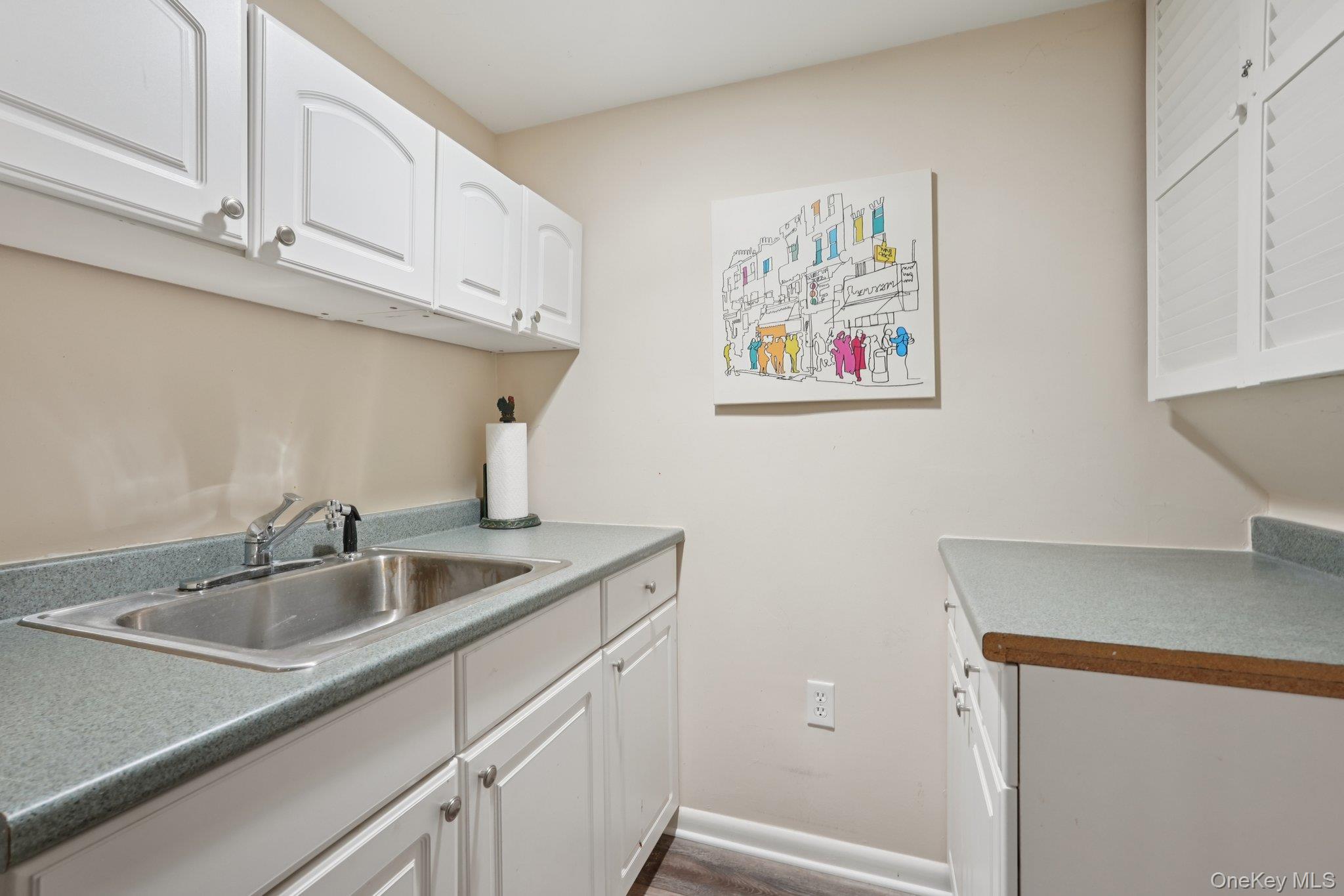 11 Old Phillips Hill Road, New City, NY 10956