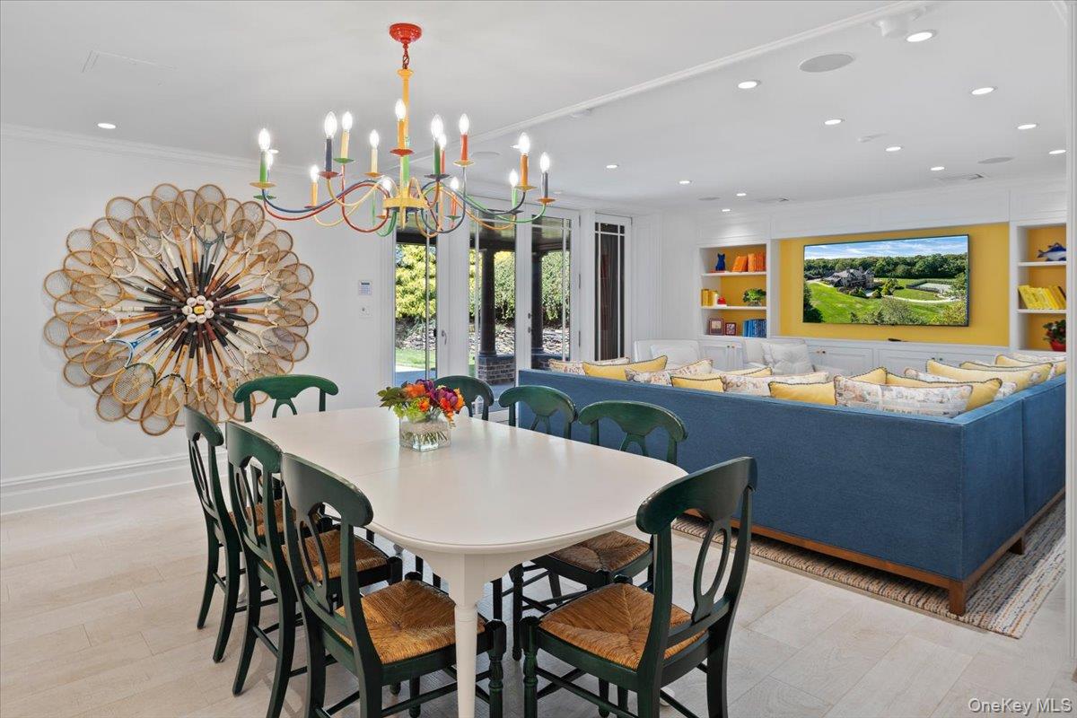 2 Sunset Drive, Head Of The Harbor, NY 11780