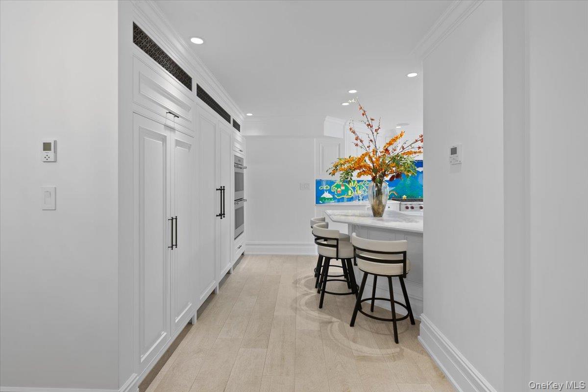 2 Sunset Drive, Head Of The Harbor, NY 11780