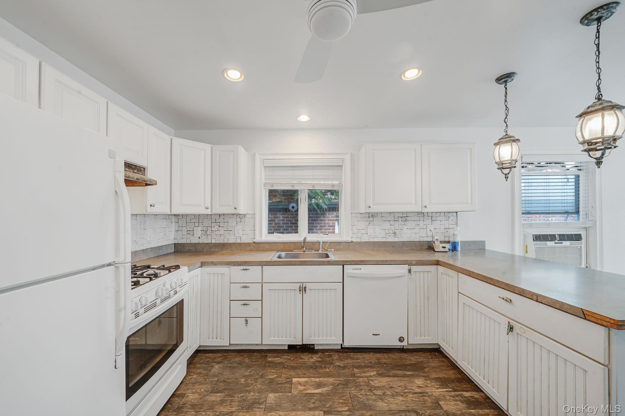 533 Beach 127th Street, Belle Harbor, NY 11694