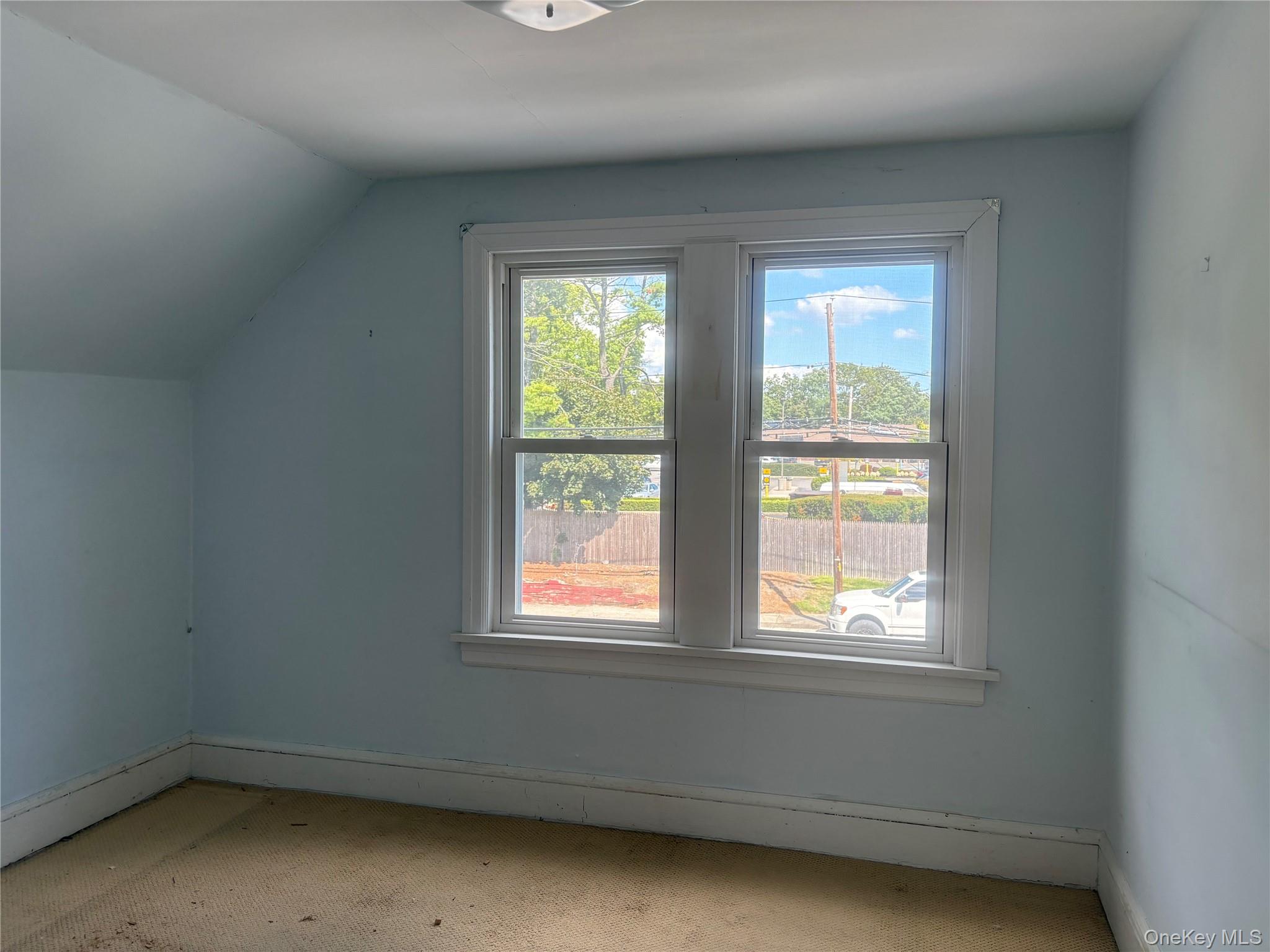 184 Mount Vernon Ave., Medford, NY 11763