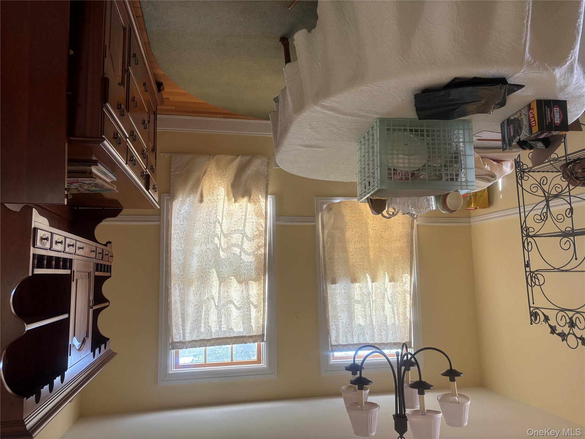 184 Mount Vernon Ave., Medford, NY 11763