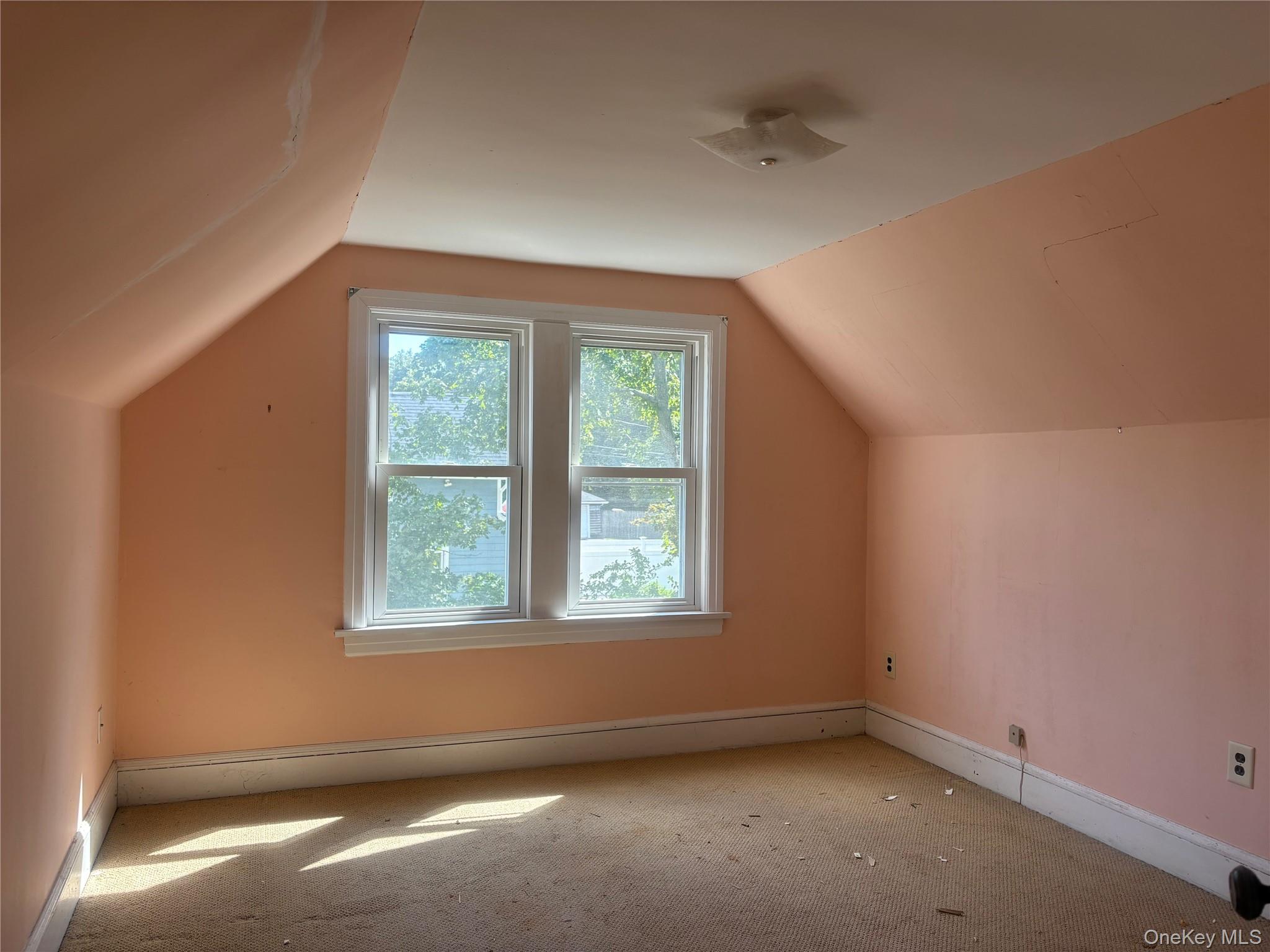 184 Mount Vernon Ave., Medford, NY 11763