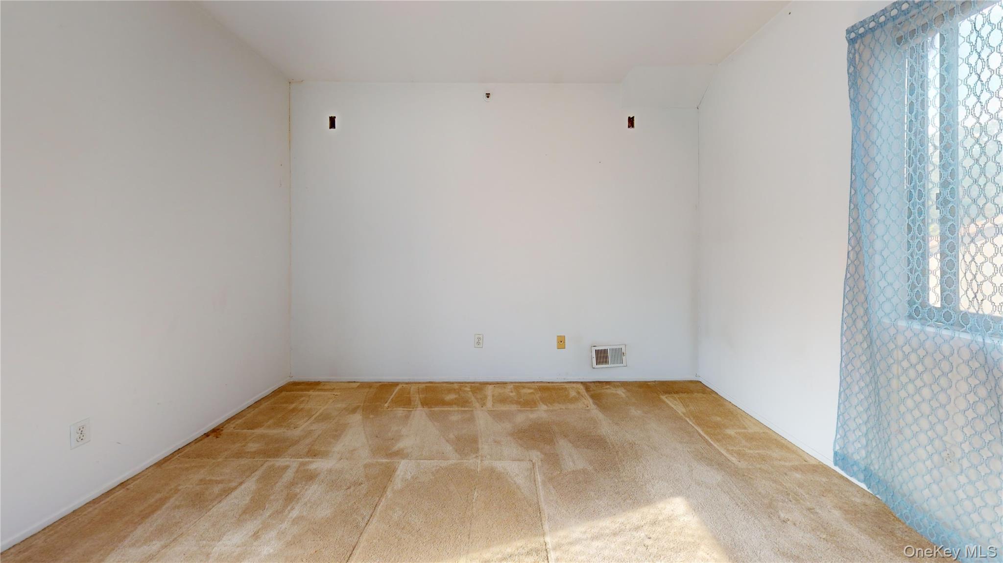 414 Pine Grove Lane, Hartsdale, NY 10530