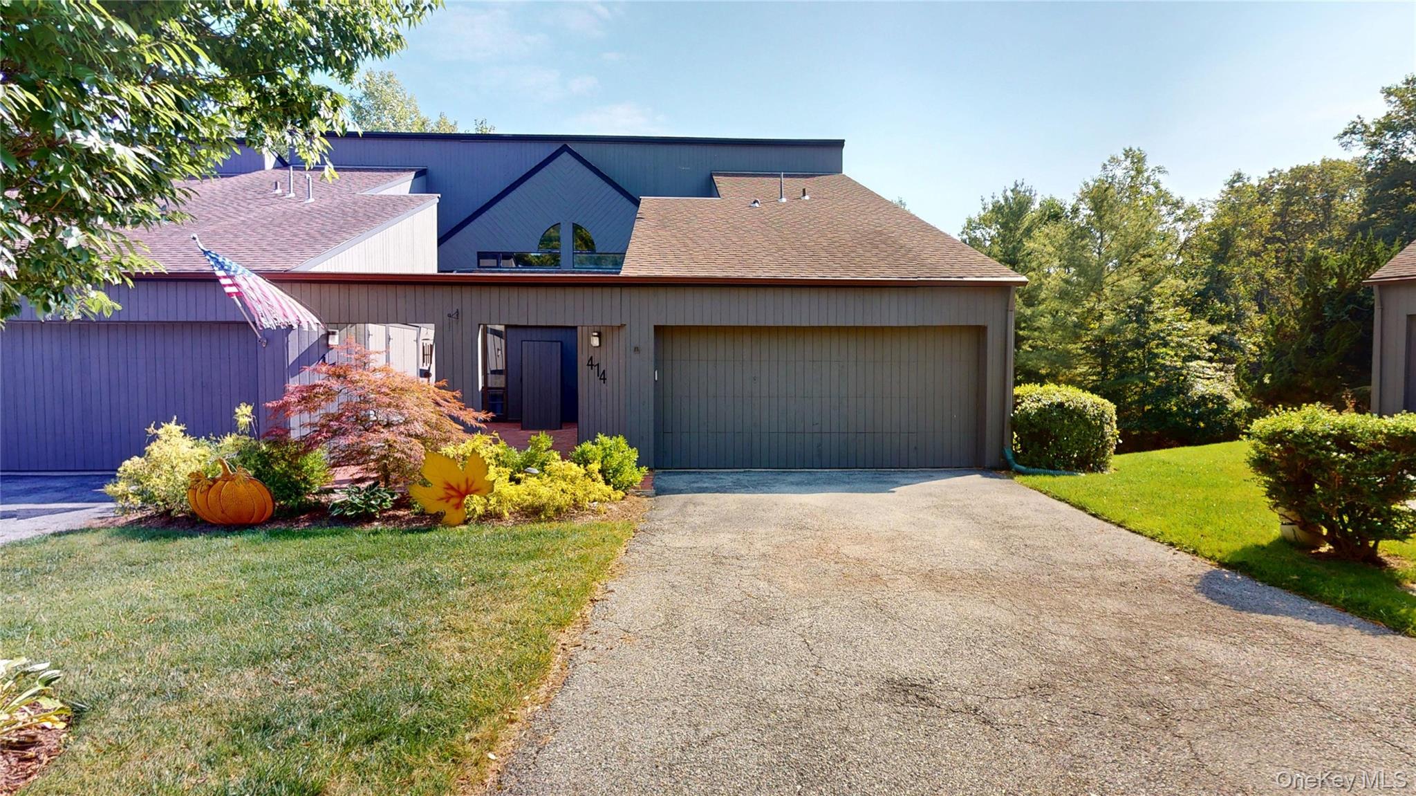 414 Pine Grove Lane, Hartsdale, NY 10530