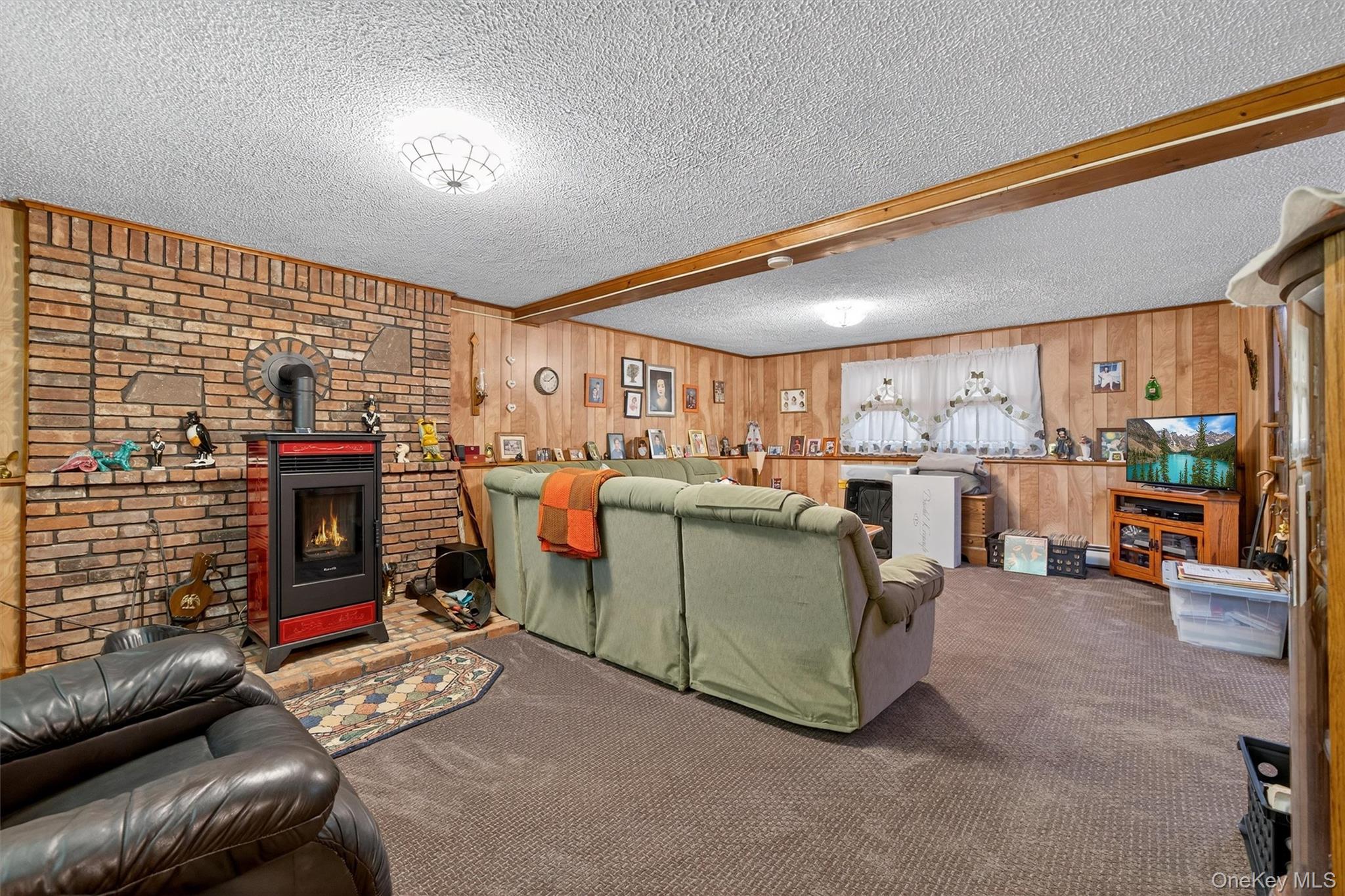 29 Beverly Drive, Warwick, NY 10990