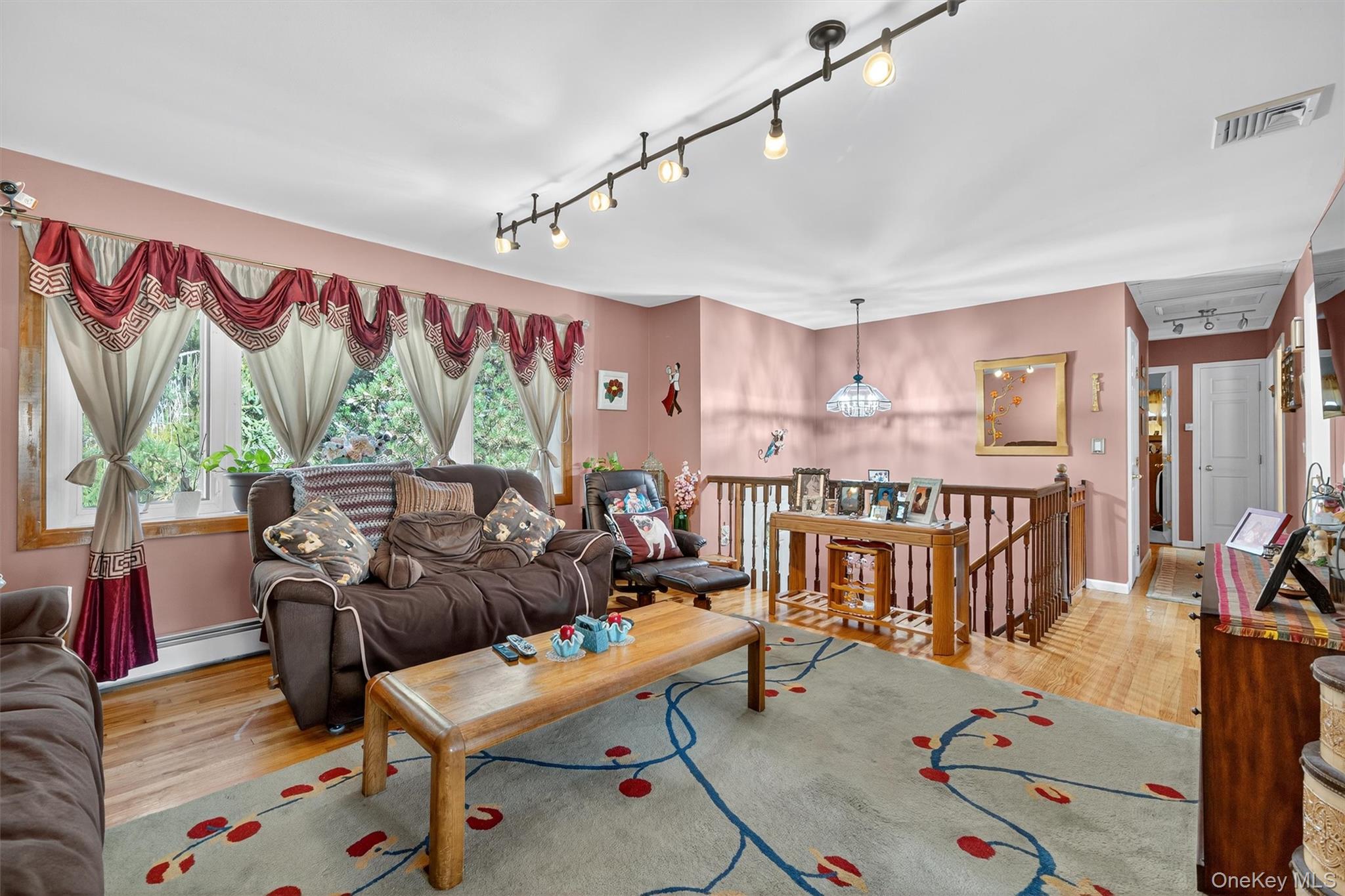 29 Beverly Drive, Warwick, NY 10990