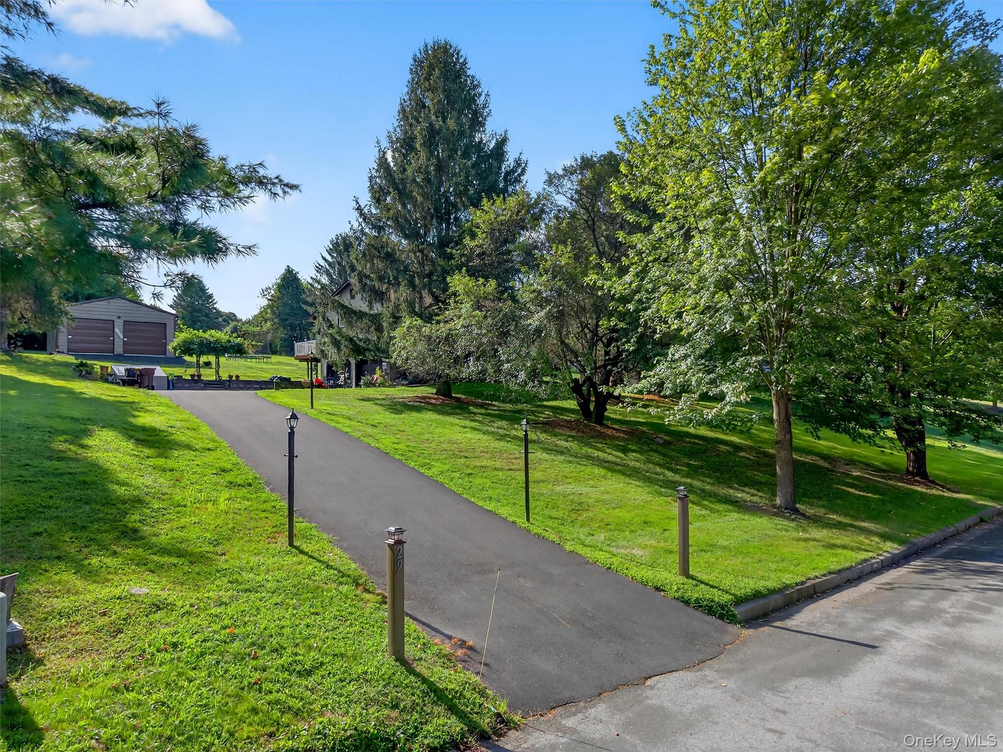 29 Beverly Drive, Warwick, NY 10990