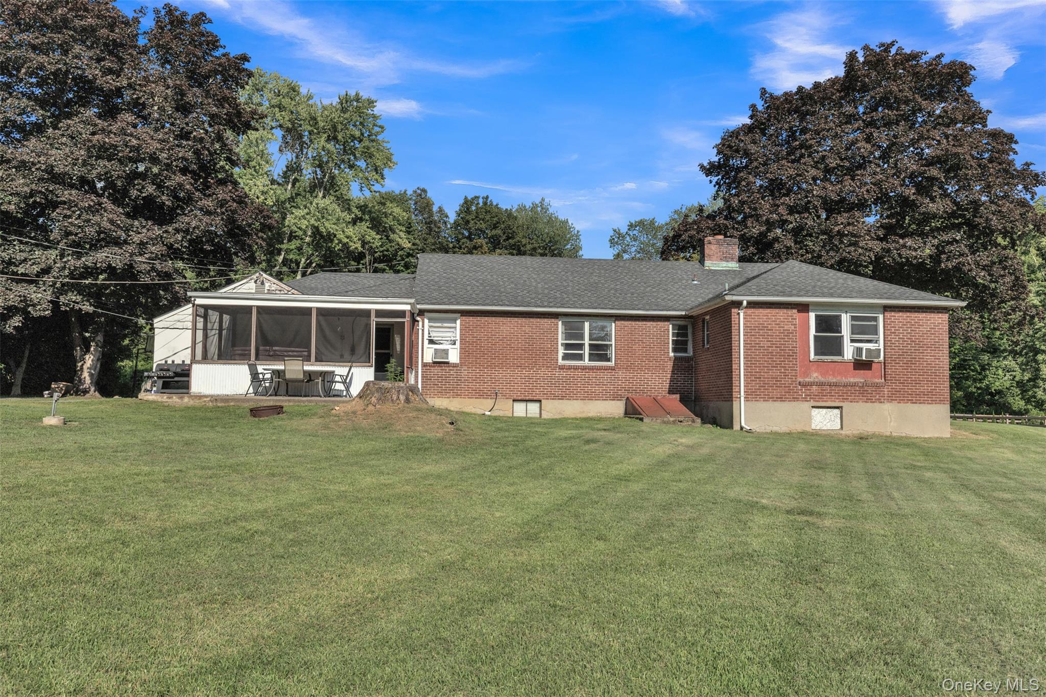 271 Hill Street, Mahopac, NY 10541