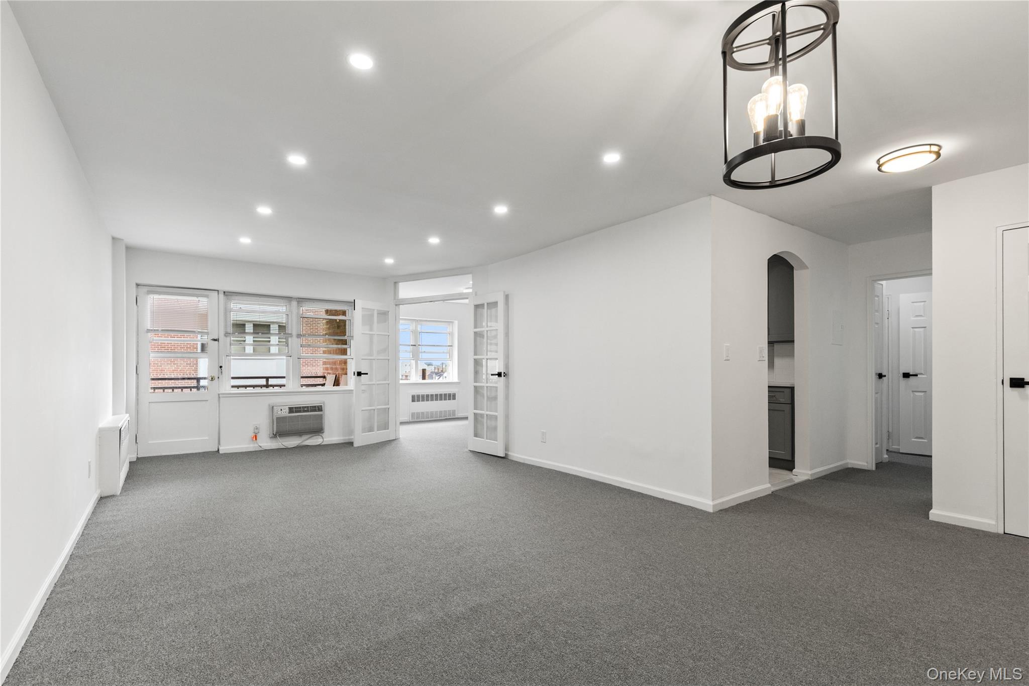 740 E Broadway # 3E, Long Beach, NY 11561