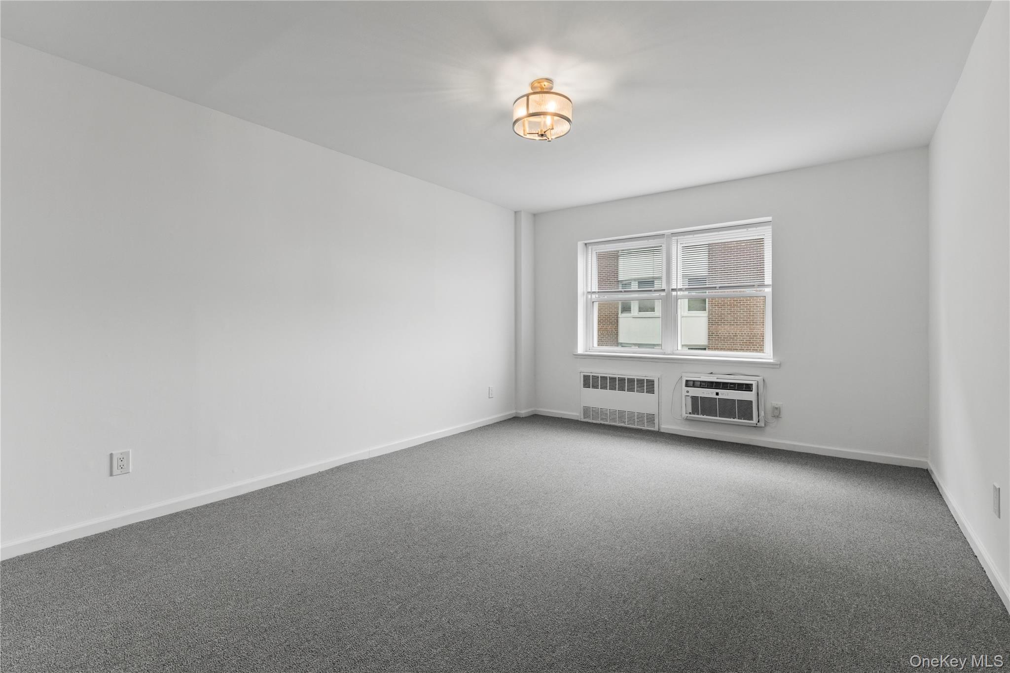 740 E Broadway # 3E, Long Beach, NY 11561