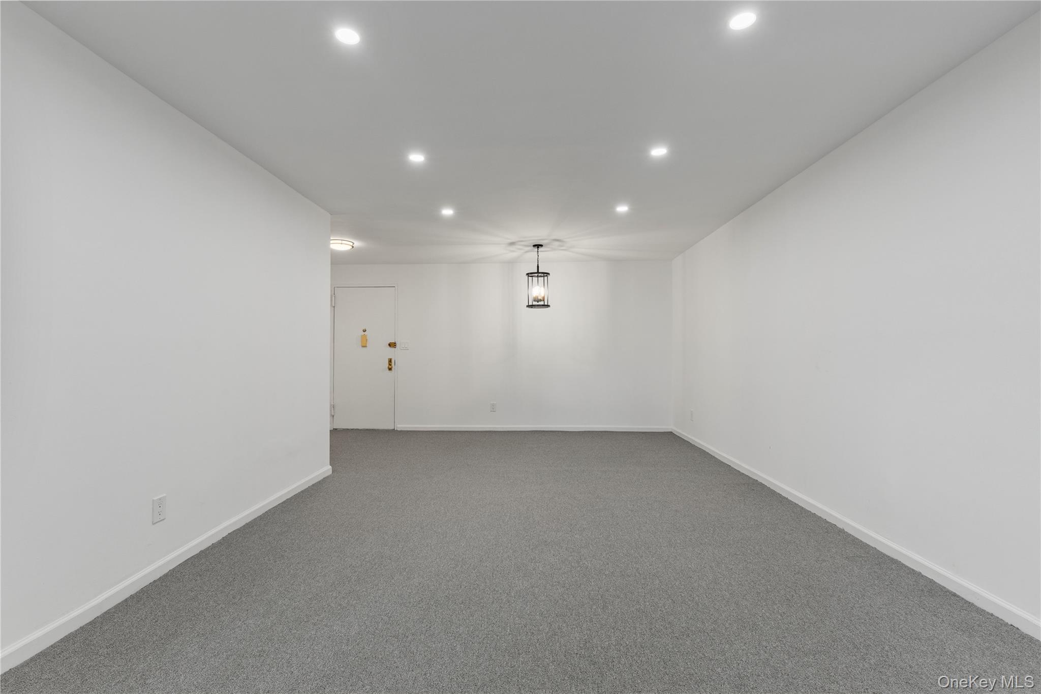 740 E Broadway # 3E, Long Beach, NY 11561