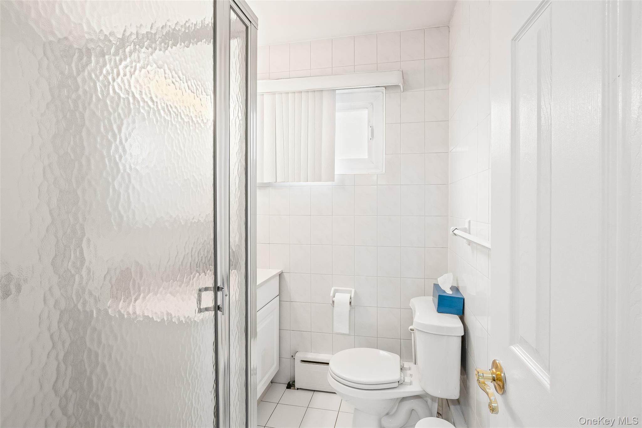 36 Southwick Court S, Plainview, NY 11803