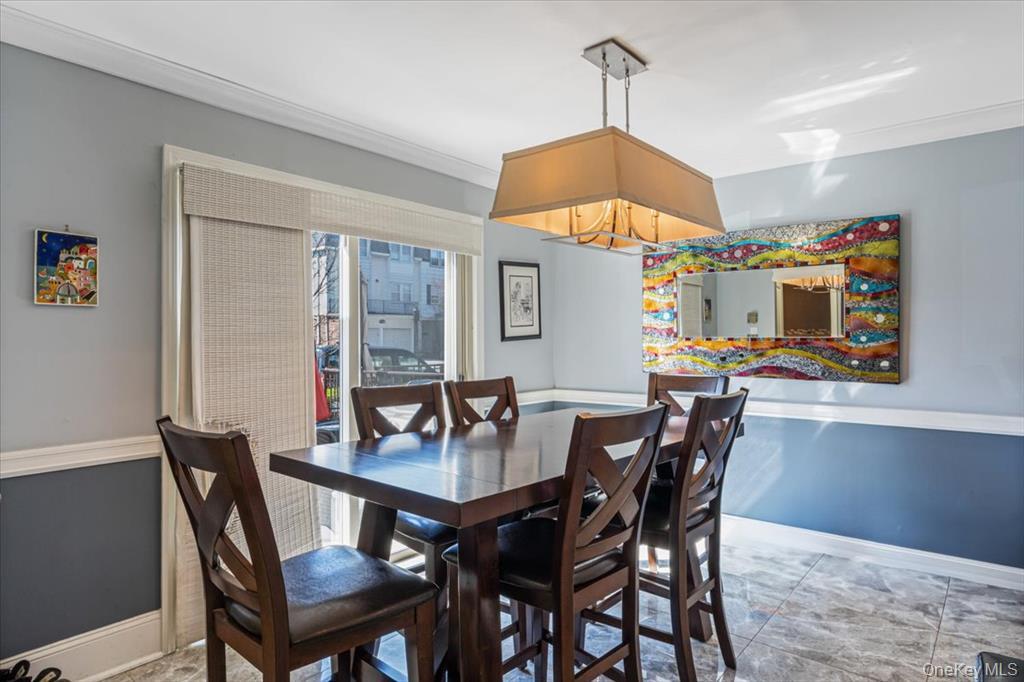 215-29 23rd Avenue # TH4, Bayside, NY 11360