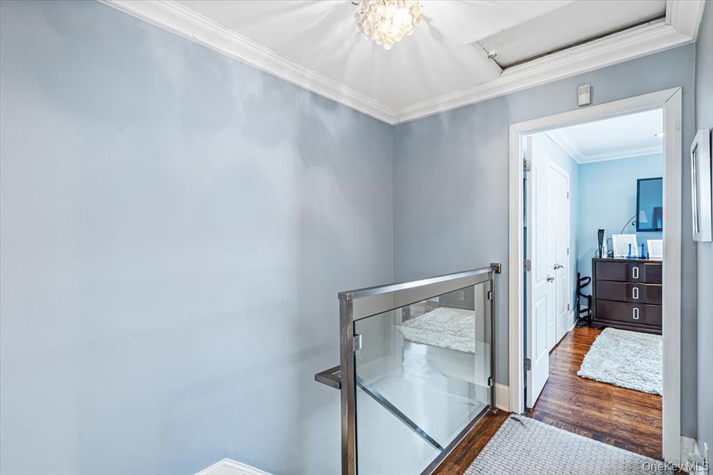 215-29 23rd Avenue # TH4, Bayside, NY 11360