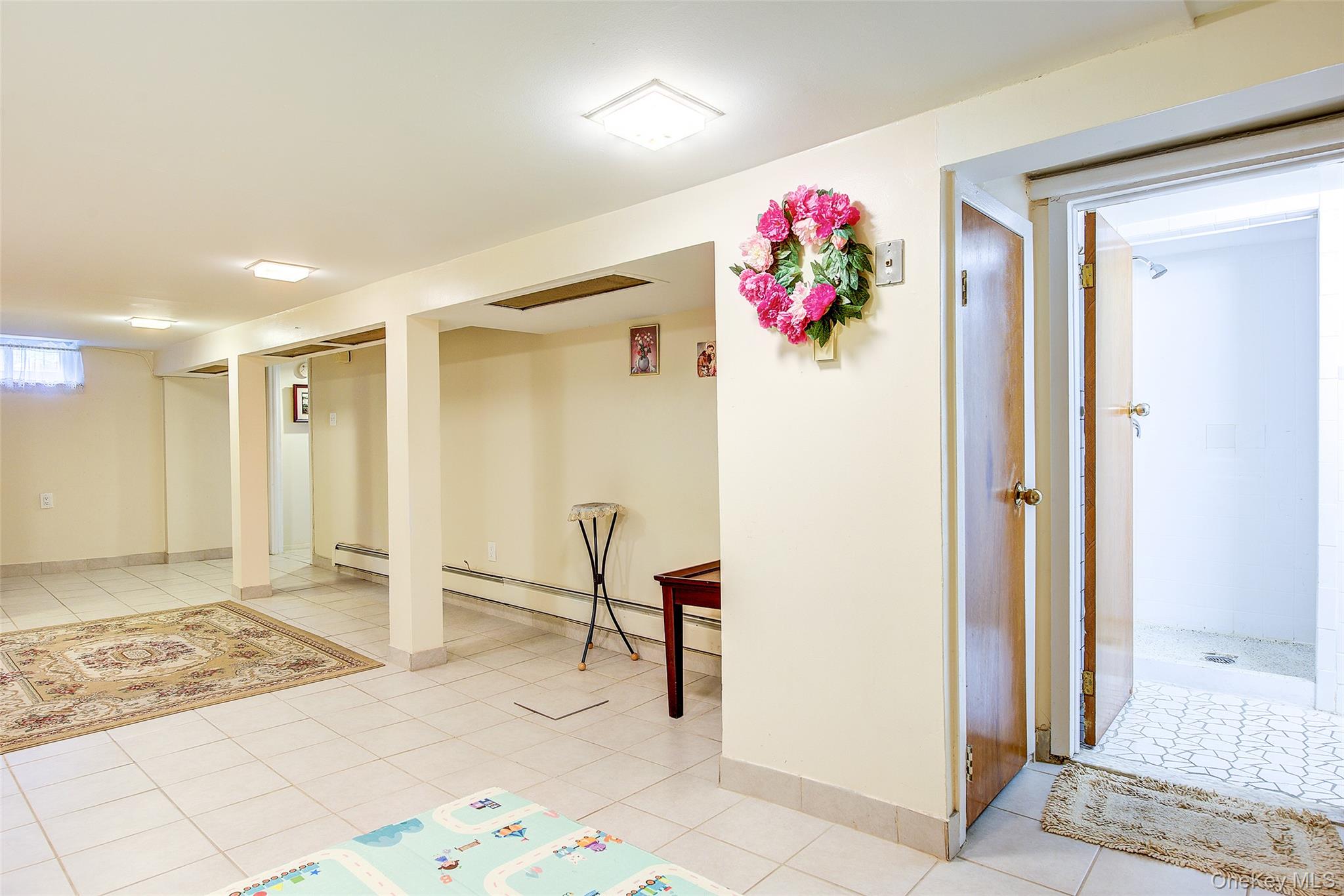 161-10 84th Road, Jamaica Hills, NY 11432