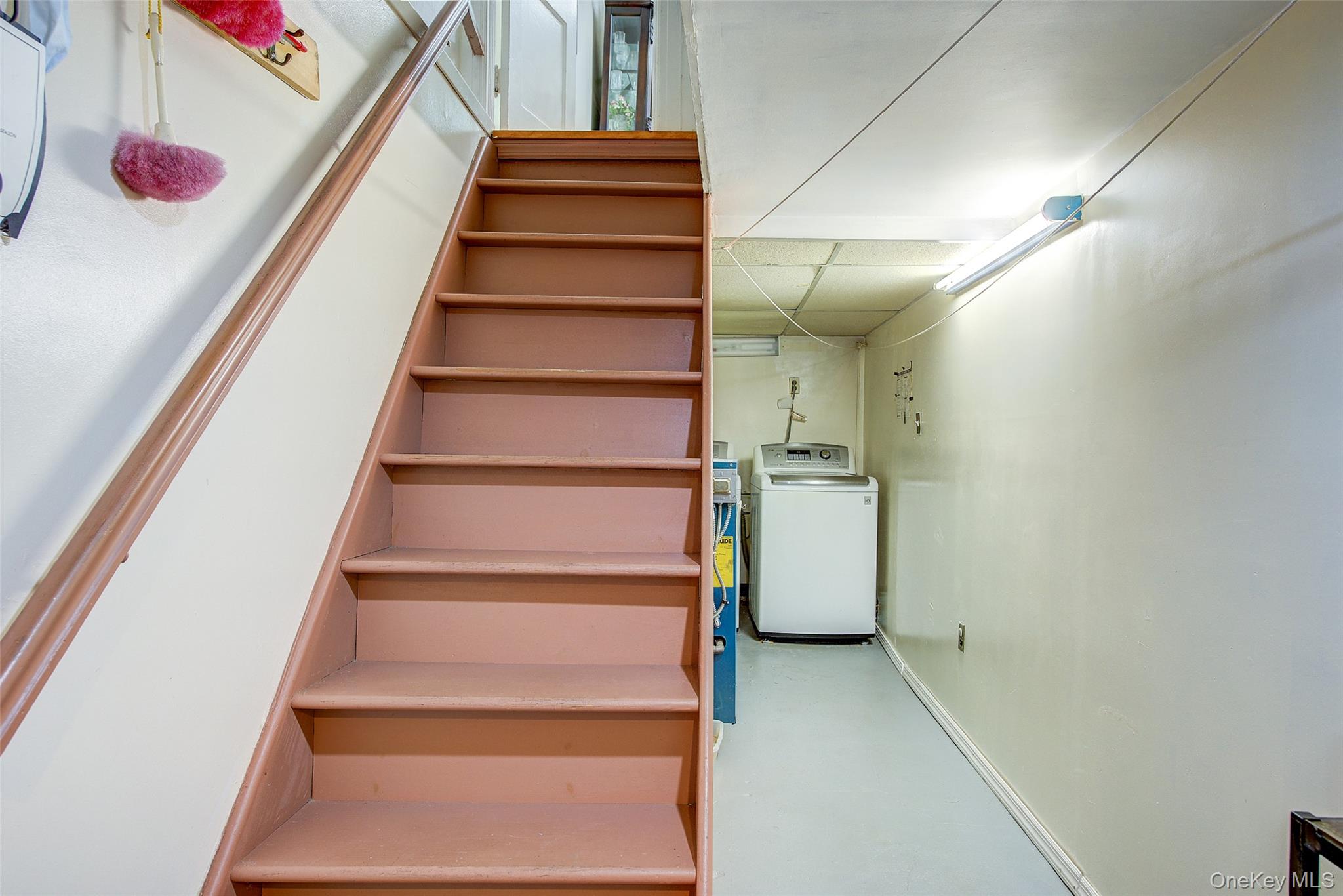 161-10 84th Road, Jamaica Hills, NY 11432