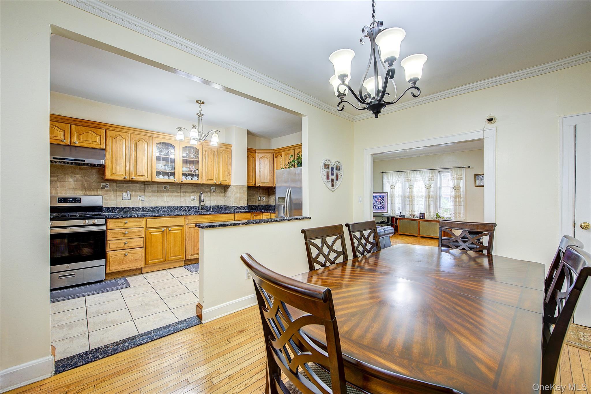 161-10 84th Road, Jamaica Hills, NY 11432