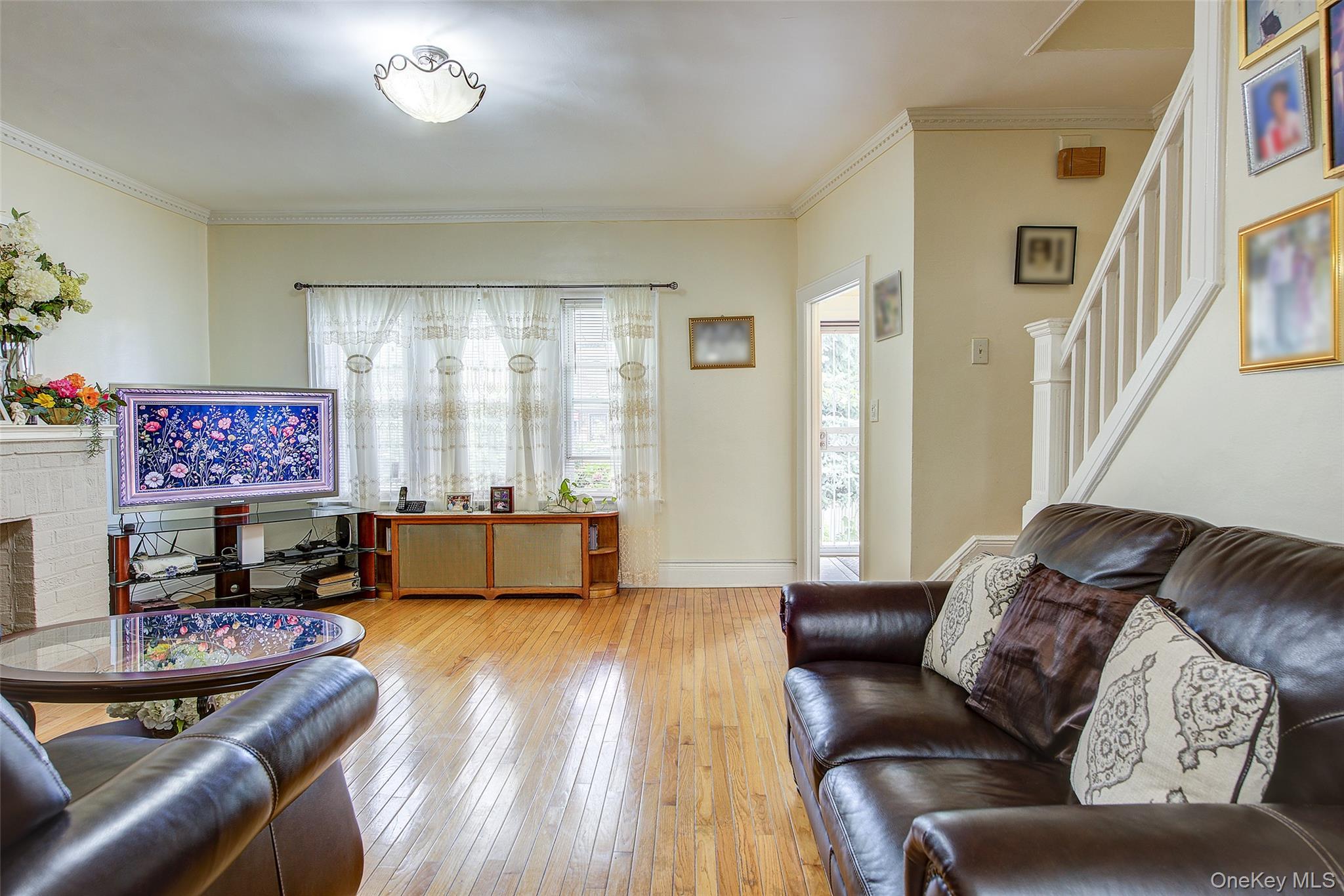 161-10 84th Road, Jamaica Hills, NY 11432