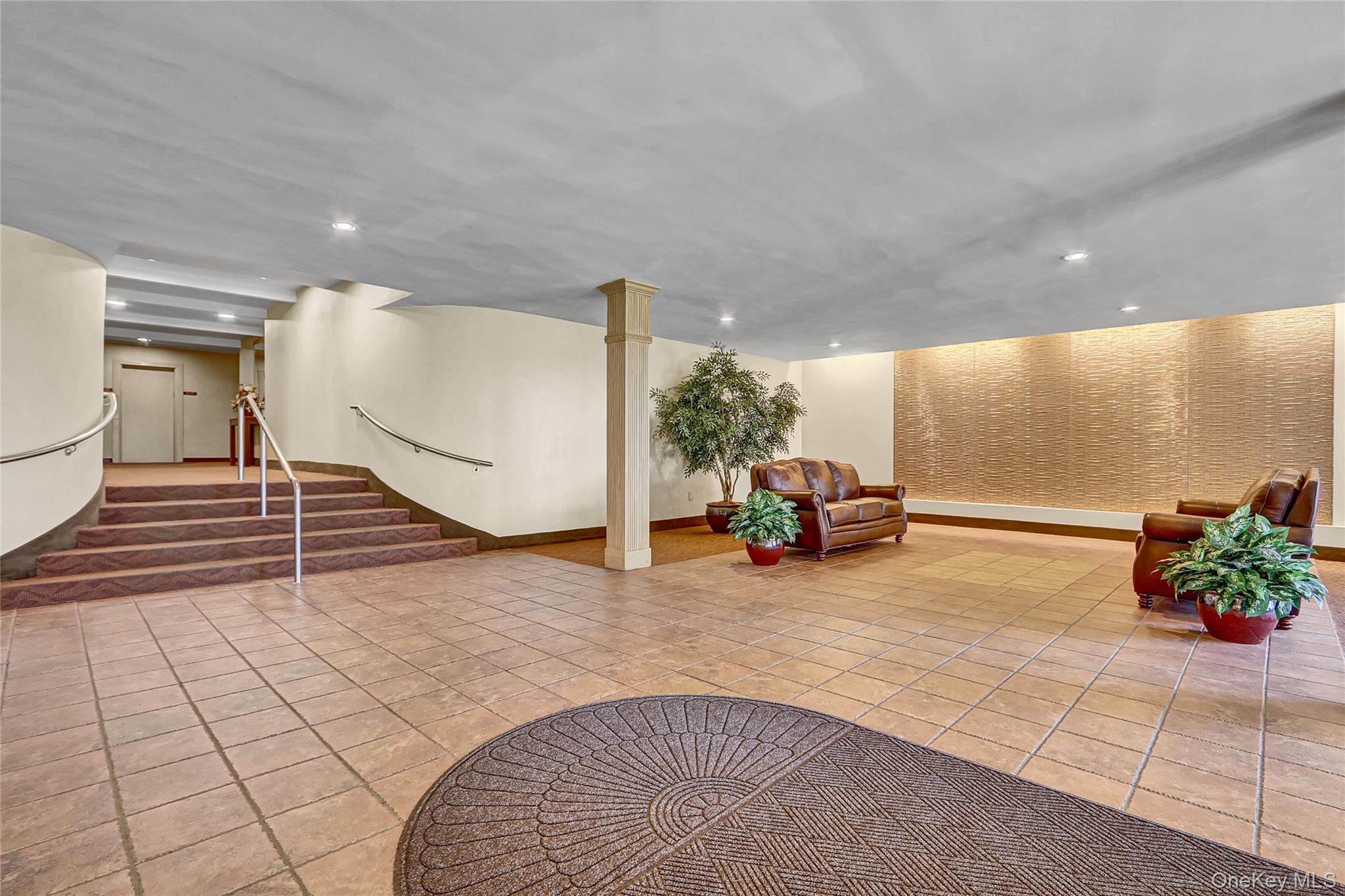 490 Atlantic Avenue # 218, East Rockaway, NY 11518