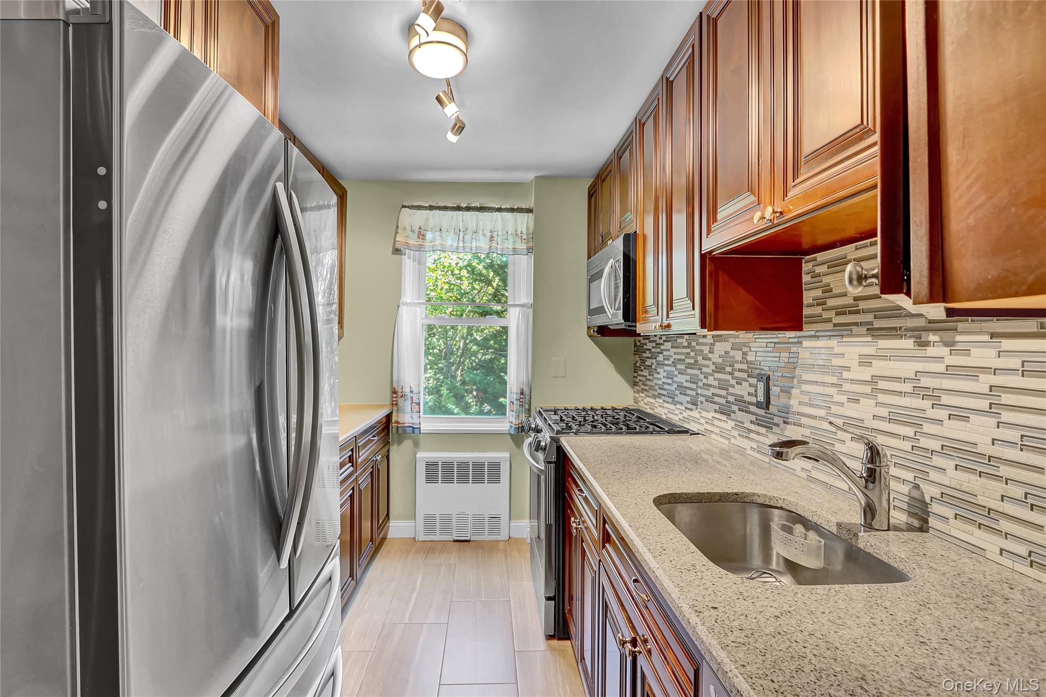 490 Atlantic Avenue # 218, East Rockaway, NY 11518