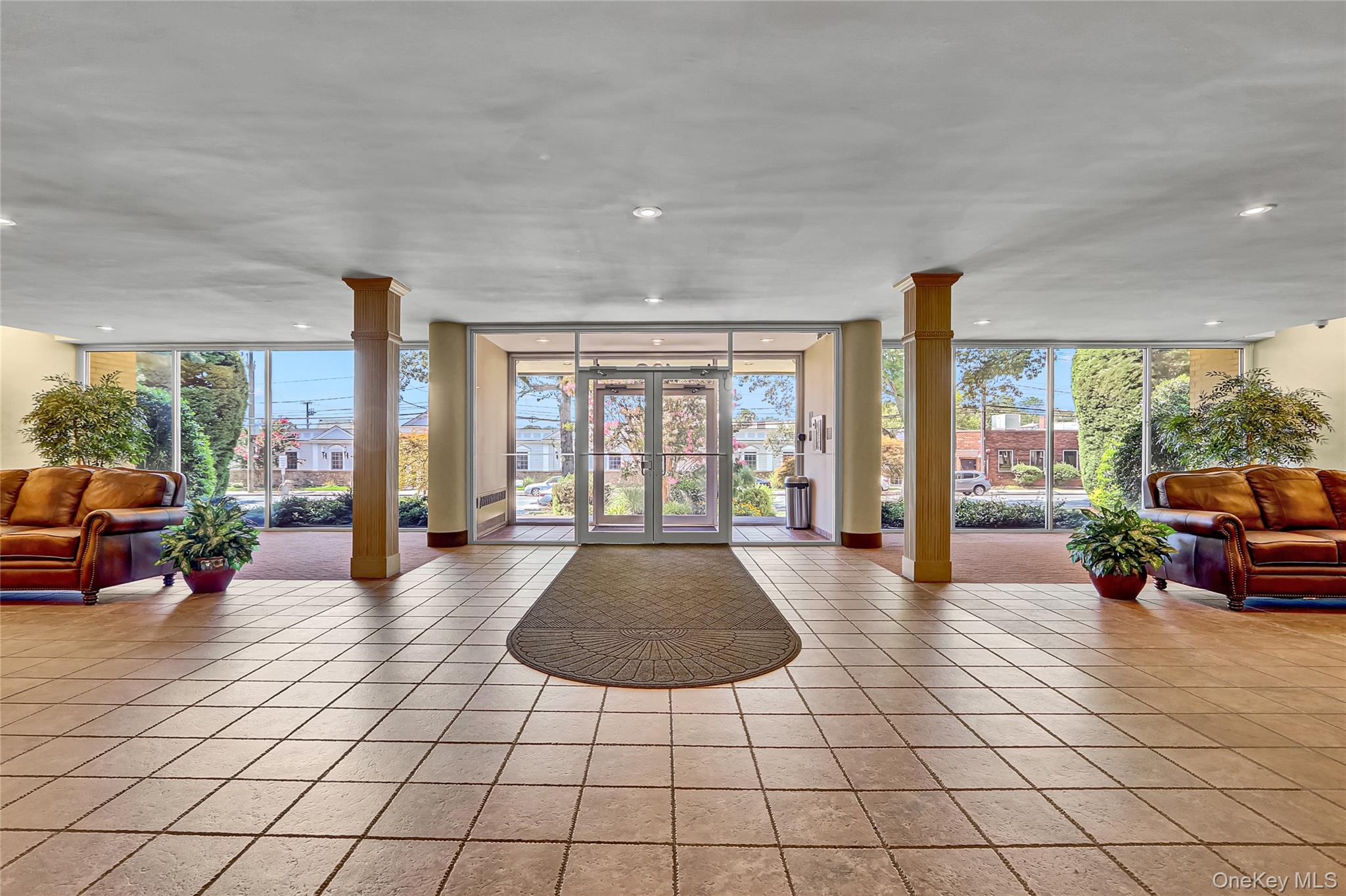 490 Atlantic Avenue # 218, East Rockaway, NY 11518