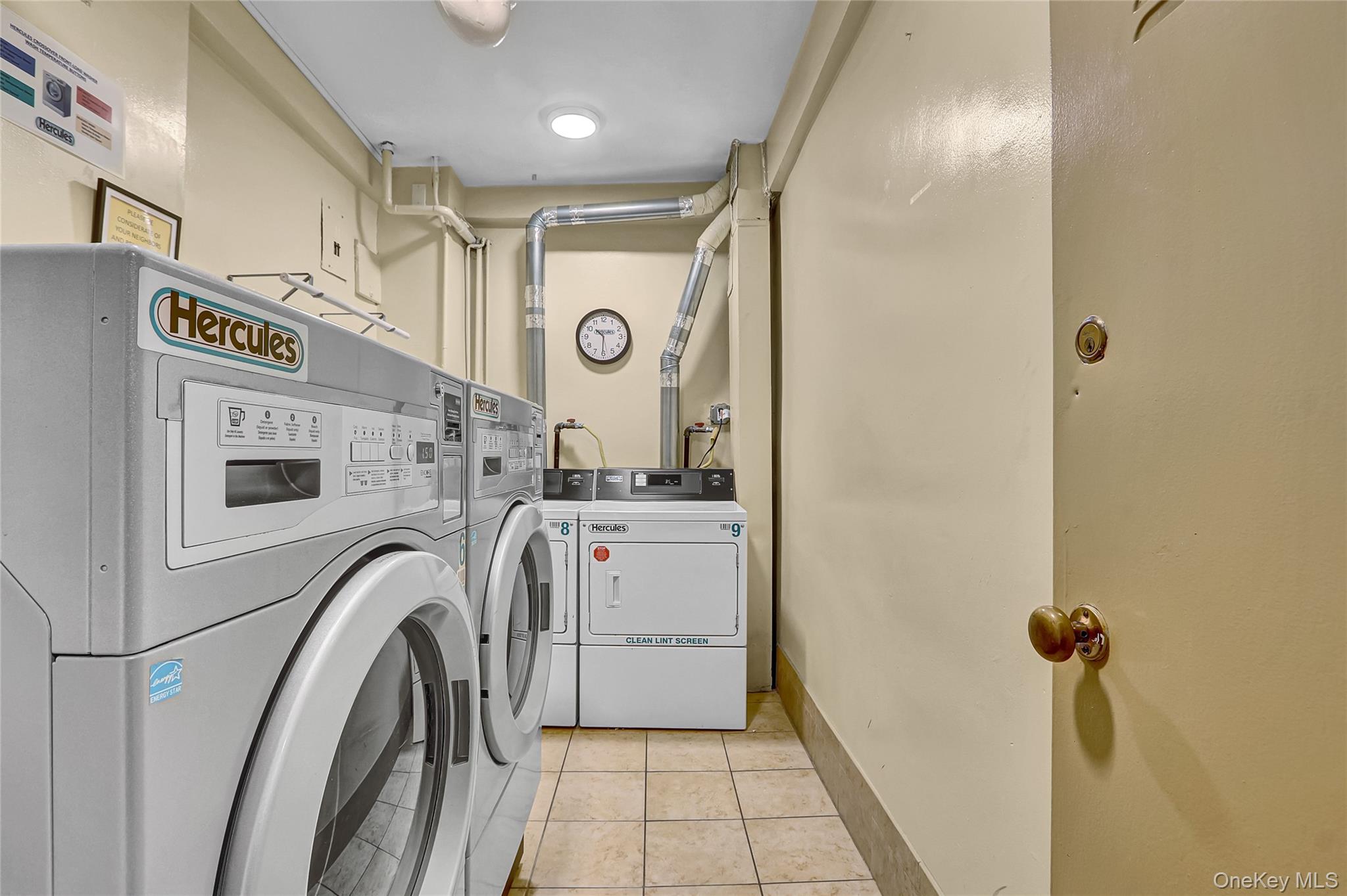 490 Atlantic Avenue # 218, East Rockaway, NY 11518