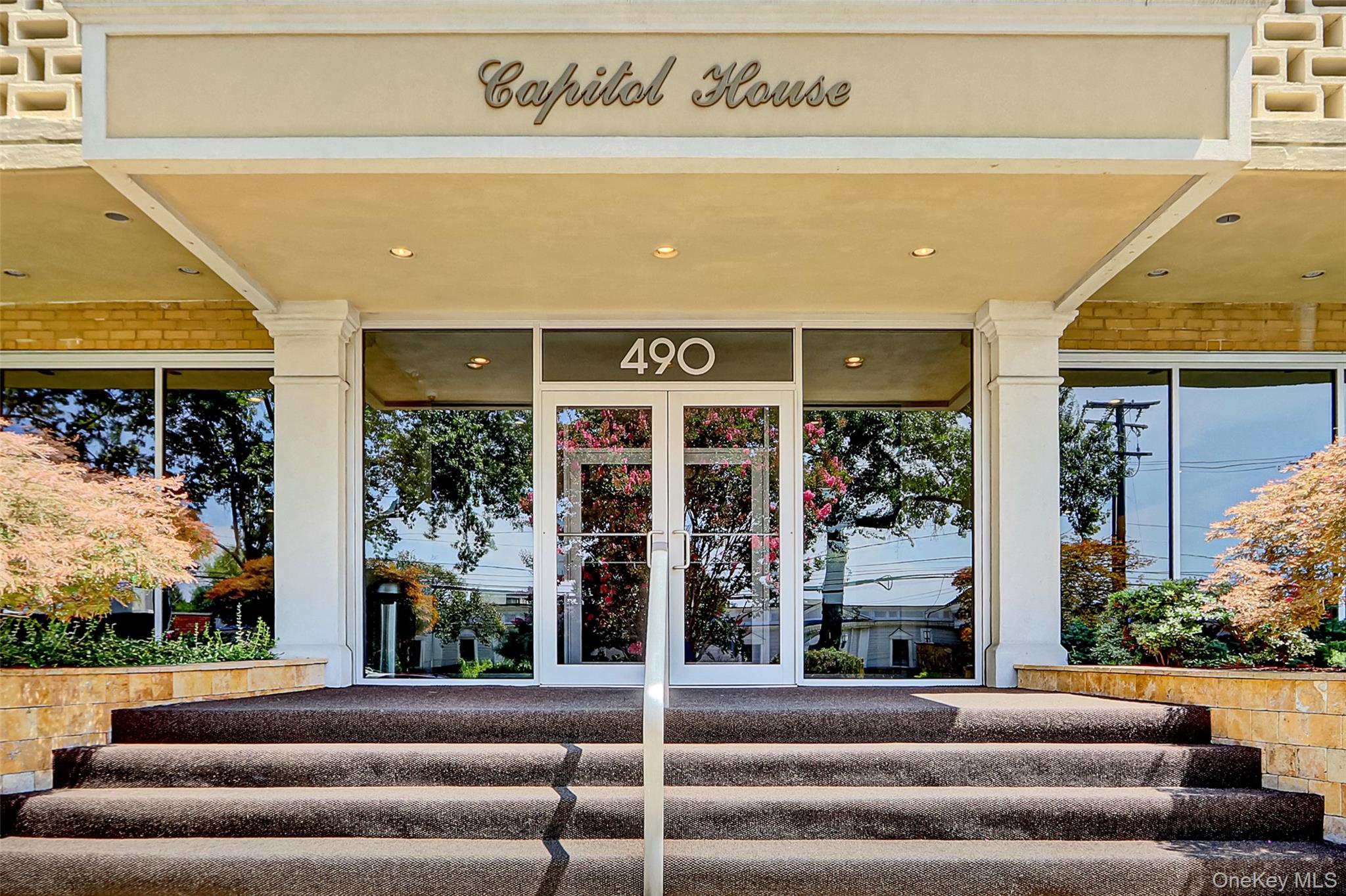 490 Atlantic Avenue # 218, East Rockaway, NY 11518