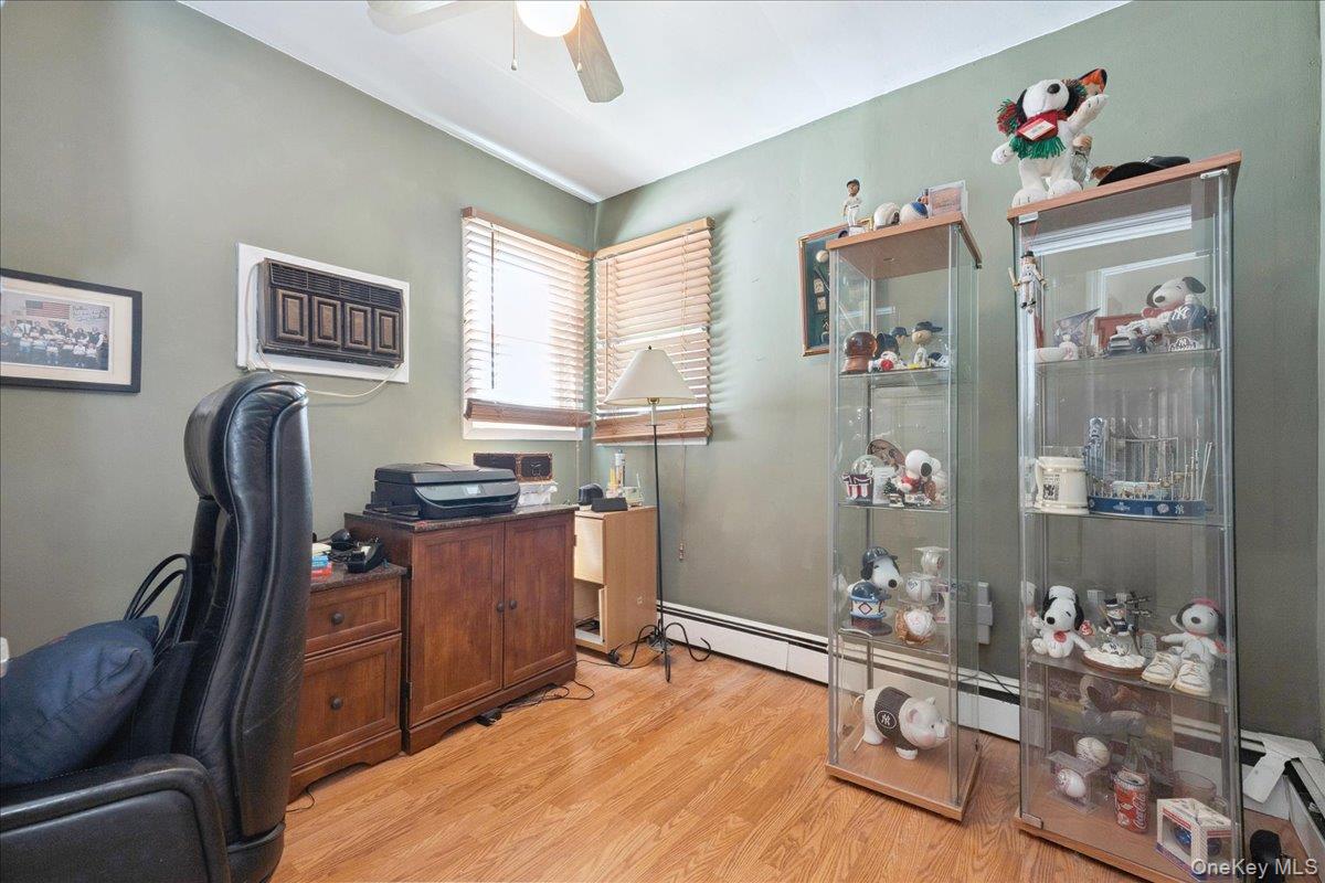 181 Springtime Lane N, Levittown, NY 11756