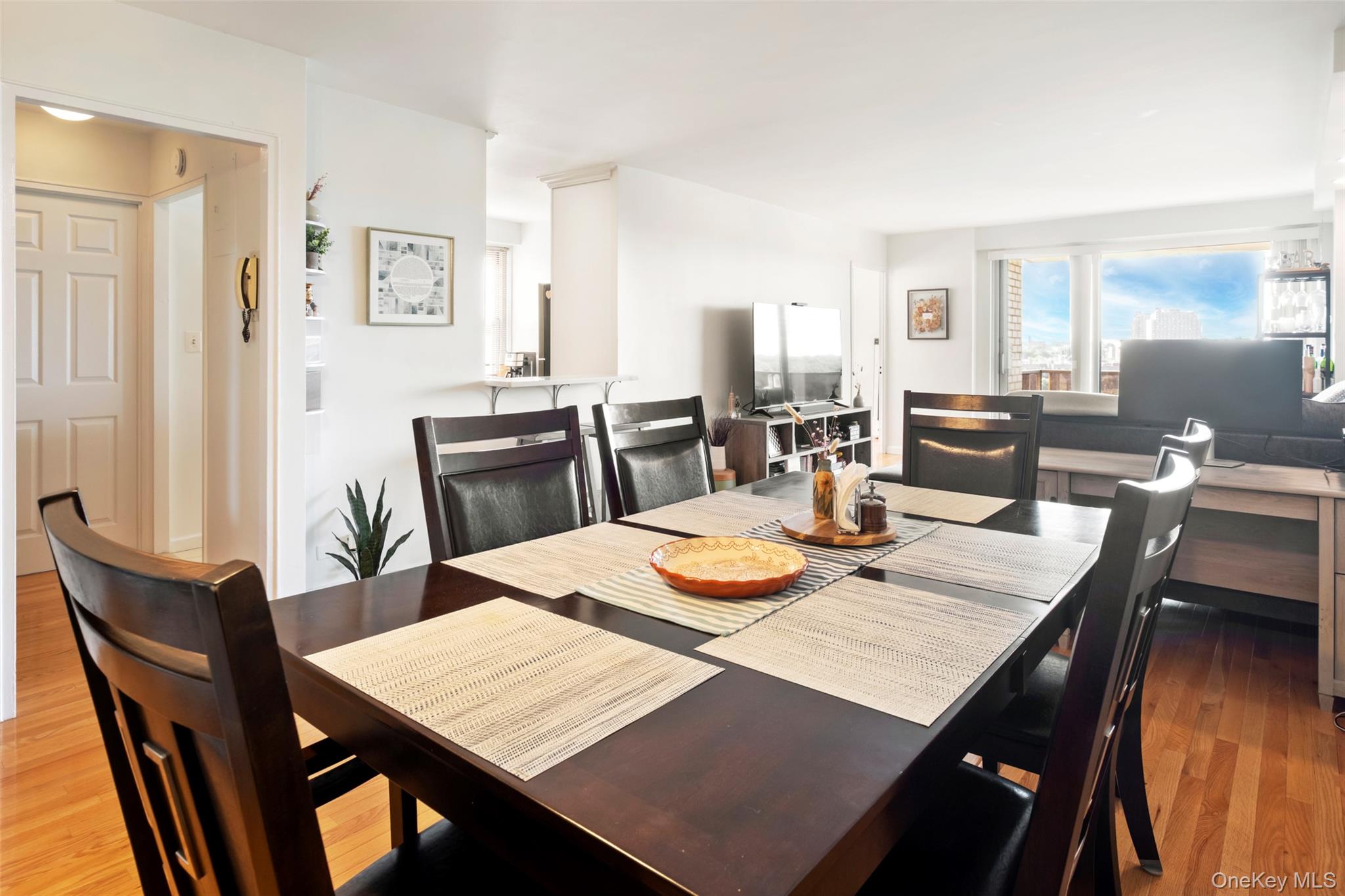 110-11 Queens Boulevard # 14L, Forest Hills, NY 11375