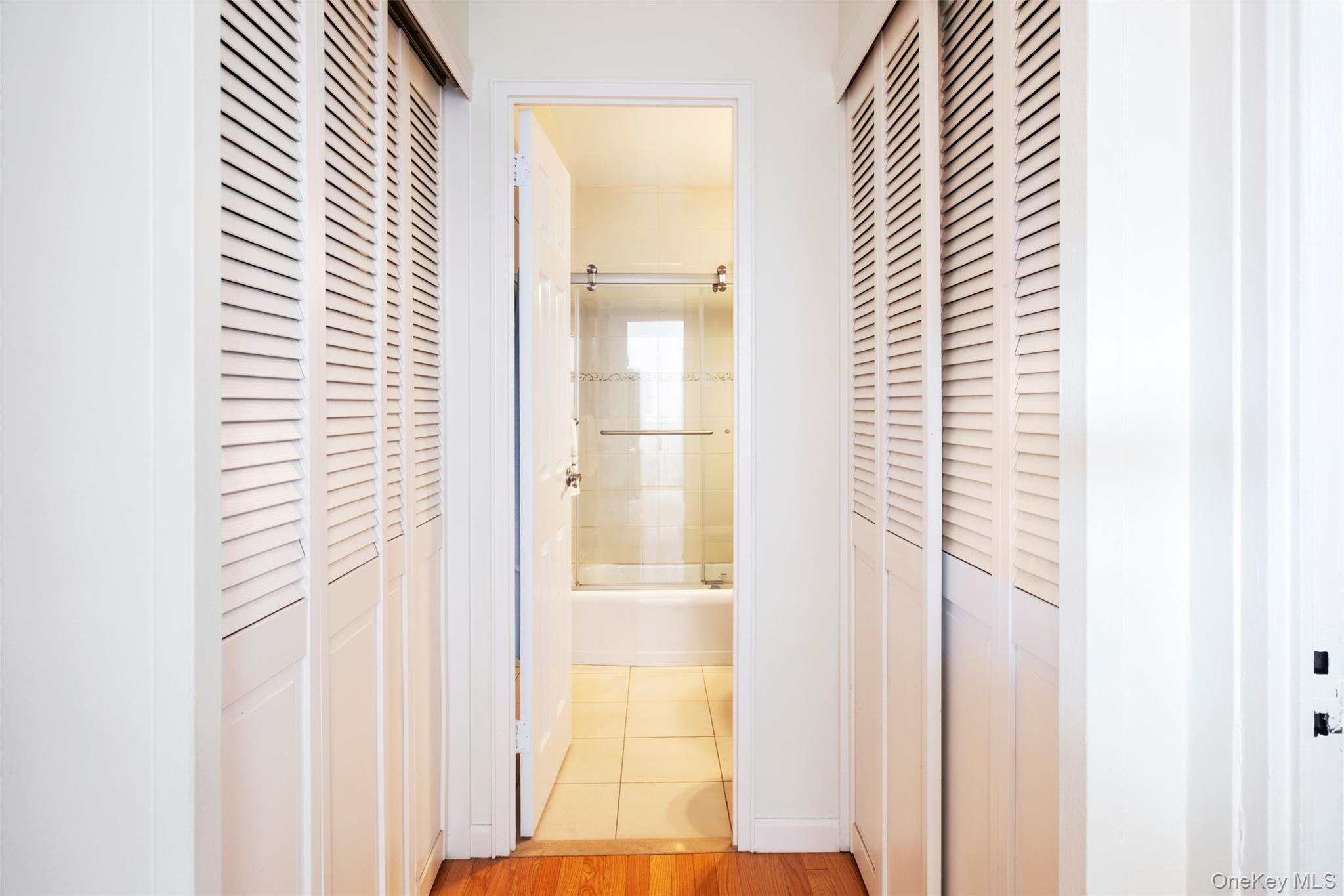 110-11 Queens Boulevard # 14L, Forest Hills, NY 11375