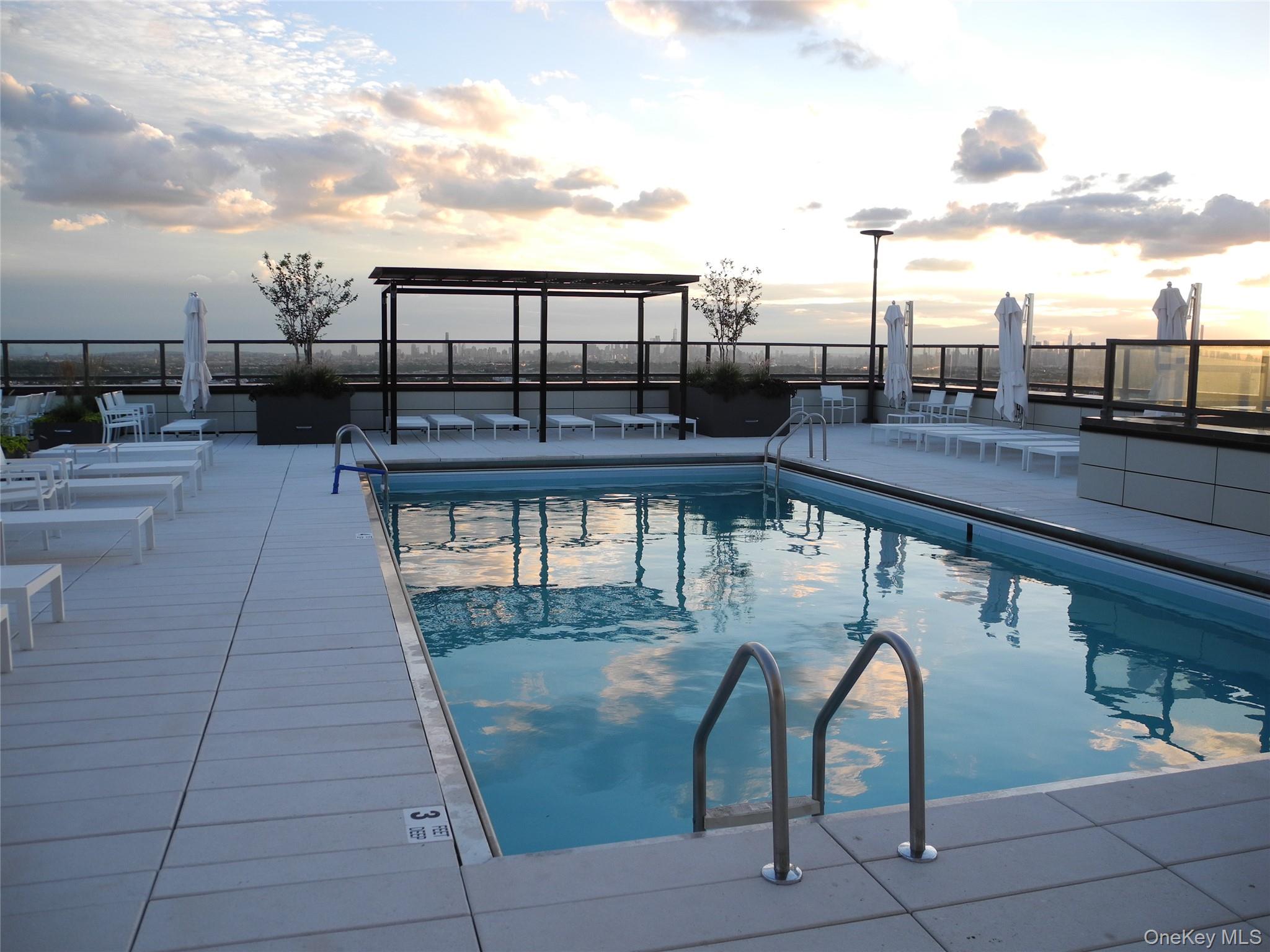 110-11 Queens Boulevard # 14L, Forest Hills, NY 11375