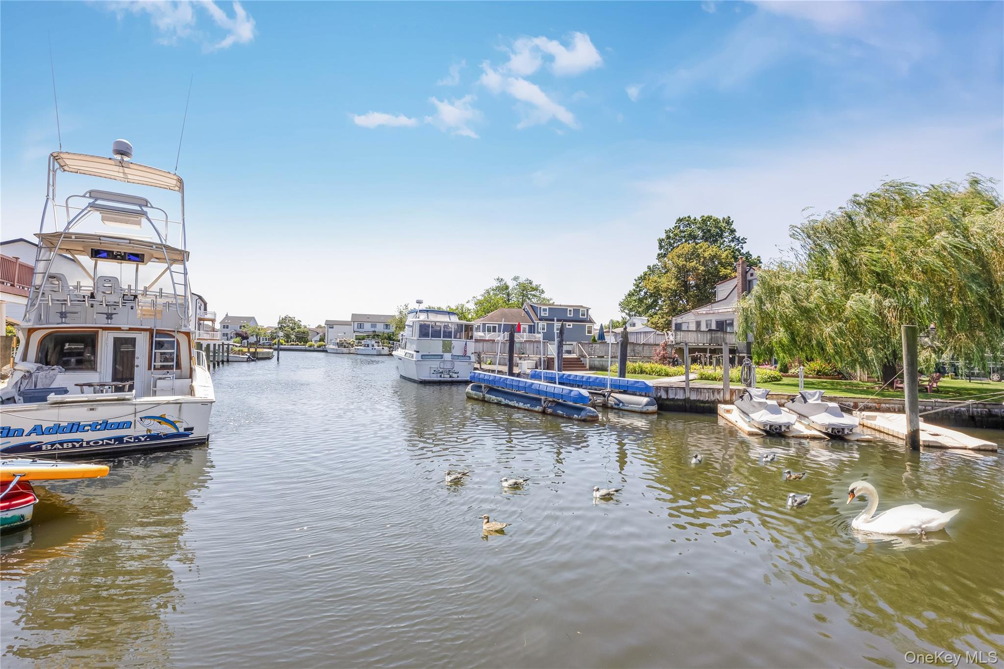 729 S 9th Street, Lindenhurst, NY 11757