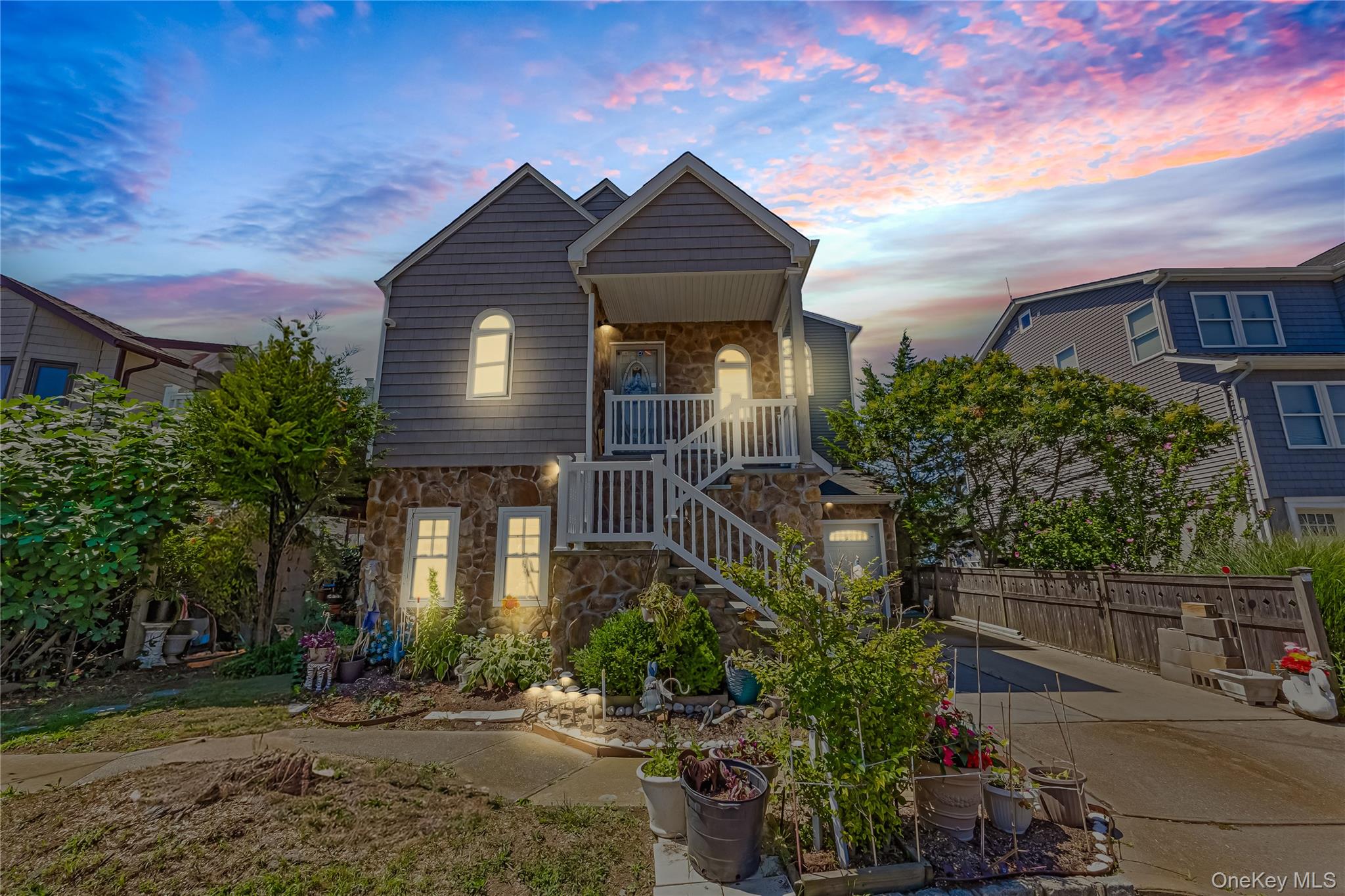 729 S 9th Street, Lindenhurst, NY 11757