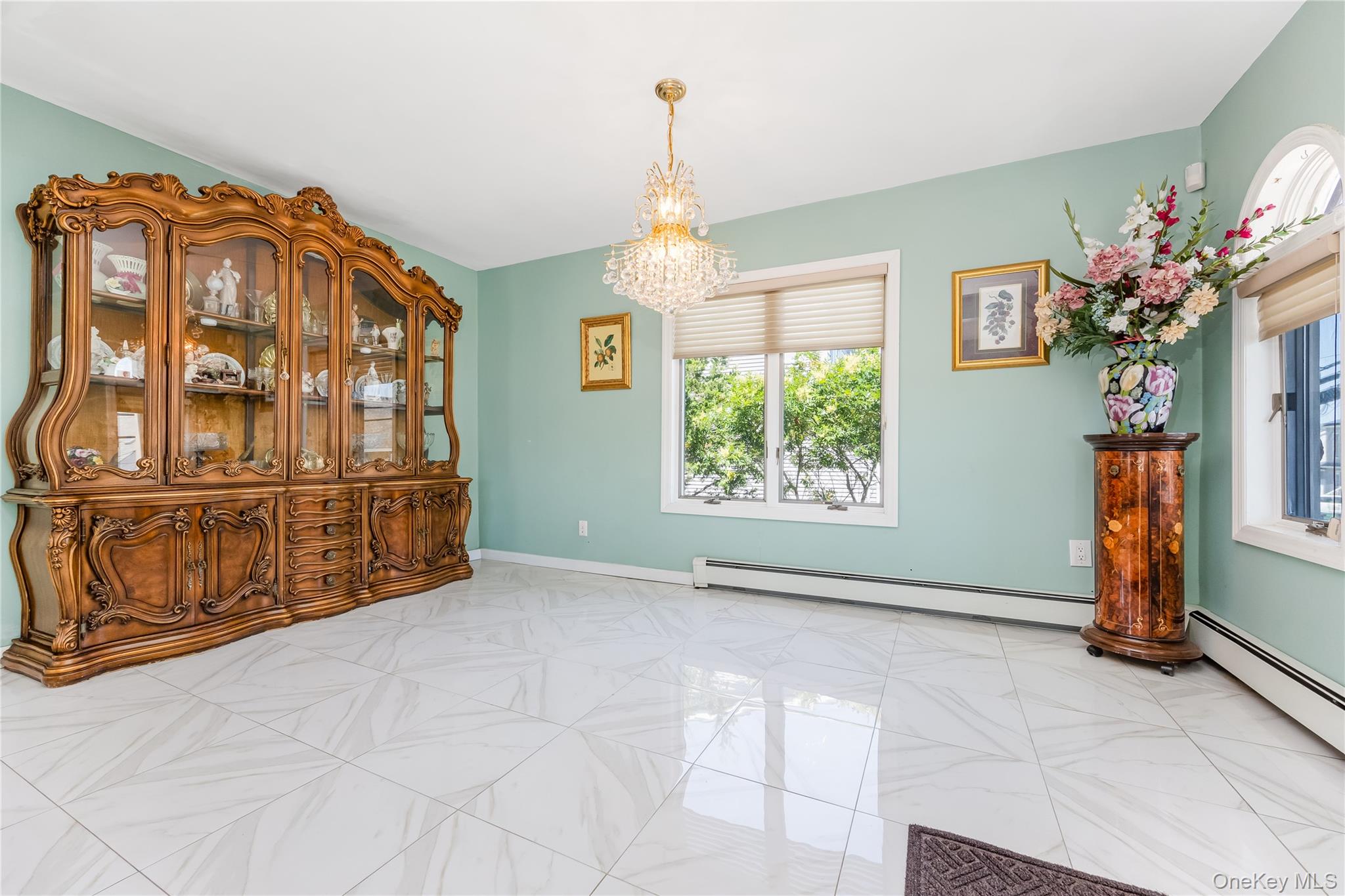 729 S 9th Street, Lindenhurst, NY 11757