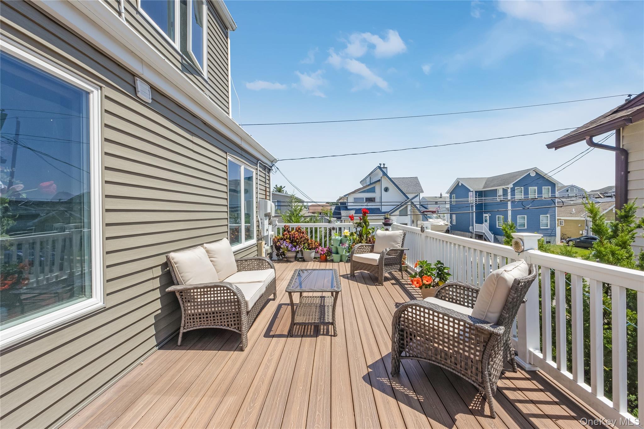 729 S 9th Street, Lindenhurst, NY 11757