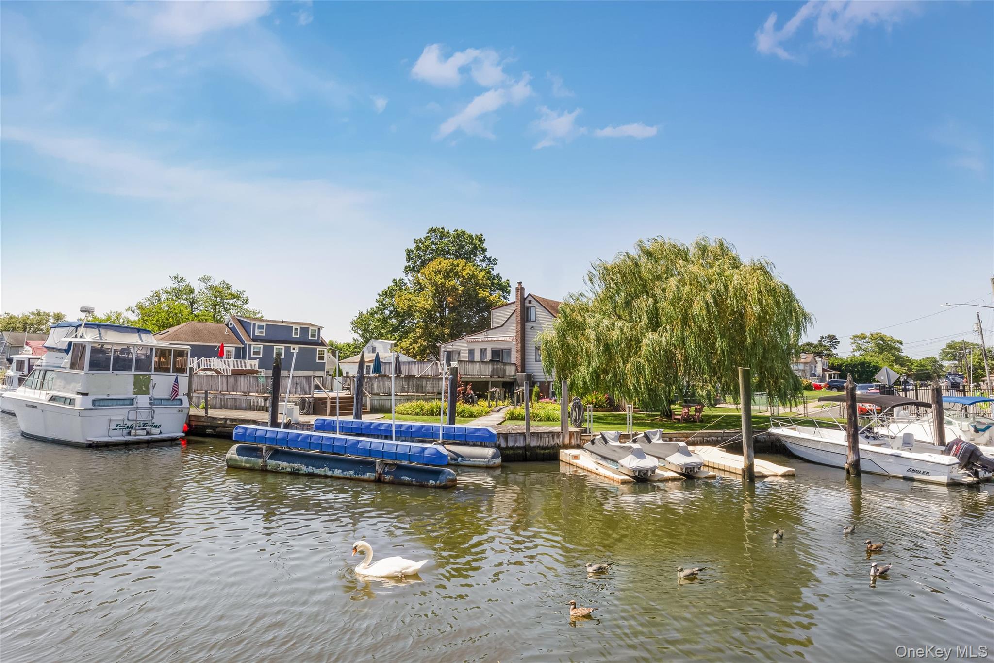 729 S 9th Street, Lindenhurst, NY 11757