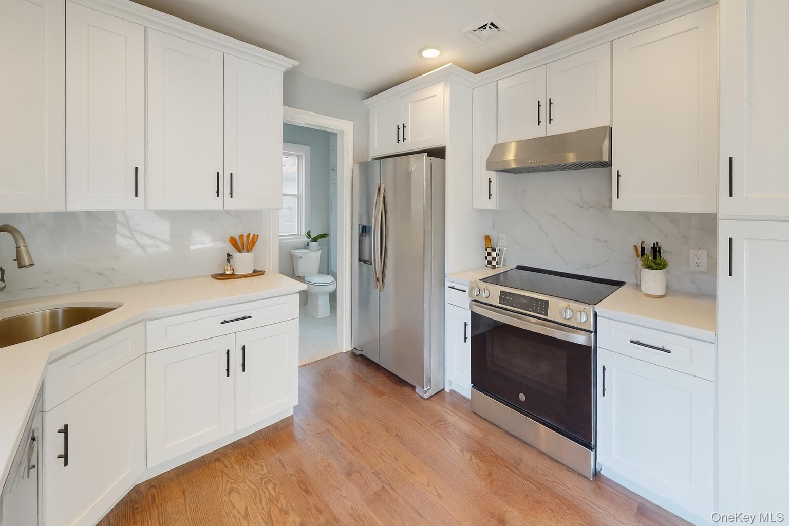 6 Lafayette Drive, Shirley, NY 11967