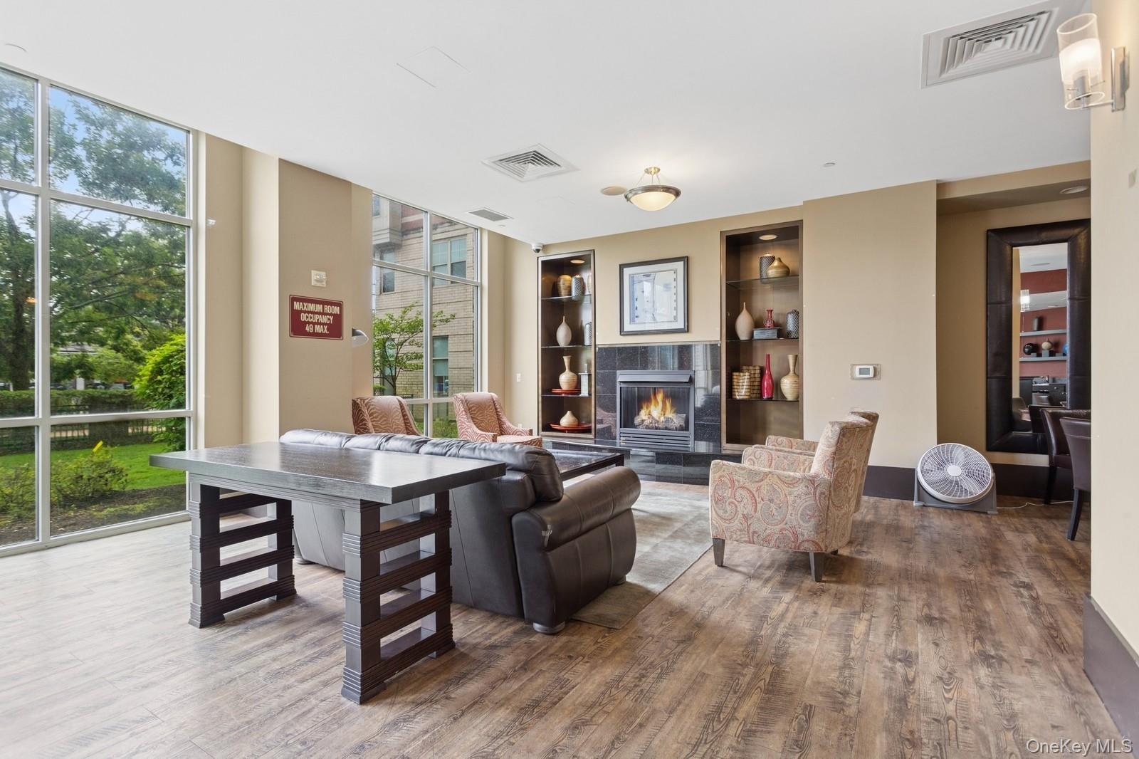 31 Greenridge Avenue # 3J, White Plains, NY 10605