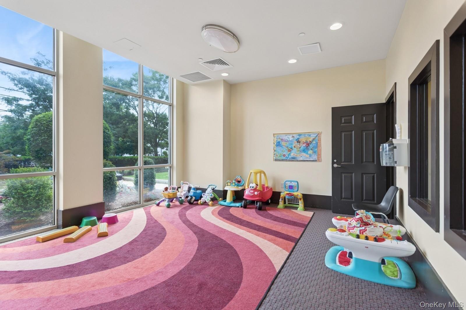 31 Greenridge Avenue # 3J, White Plains, NY 10605