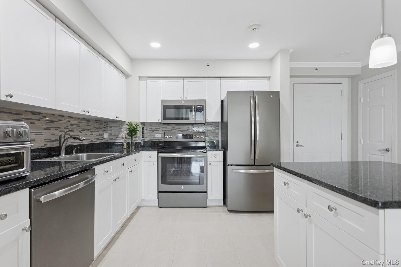 31 Greenridge Avenue # 3J, White Plains, NY 10605