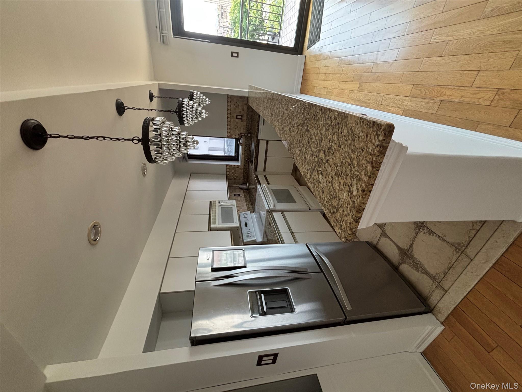 100 W Broadway # 4C, Long Beach, NY 11561