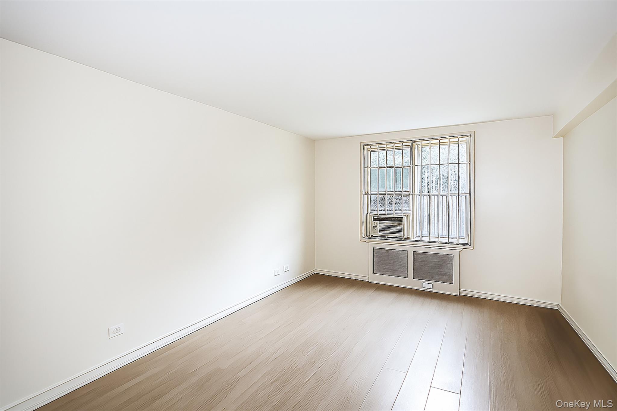 7510 Yellowstone Boulevard # 2C, Rego Park, NY 11374
