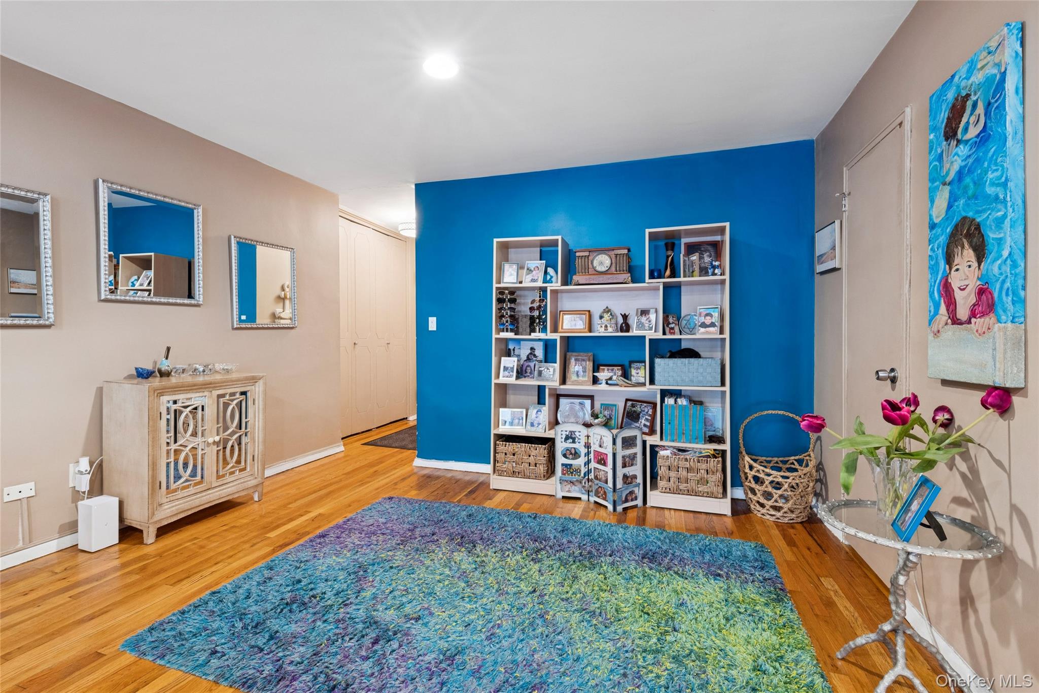 410 E Broadway # 6V, Long Beach, NY 11561