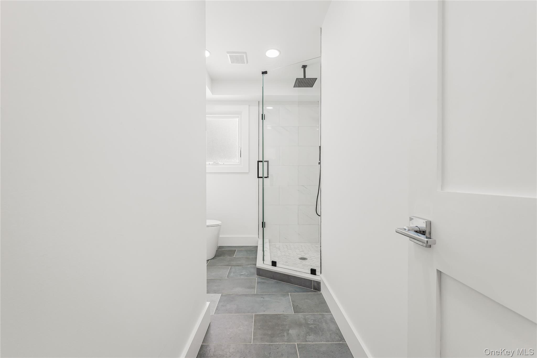 105 Old Riverhead Road, Hampton Bays, NY 11946