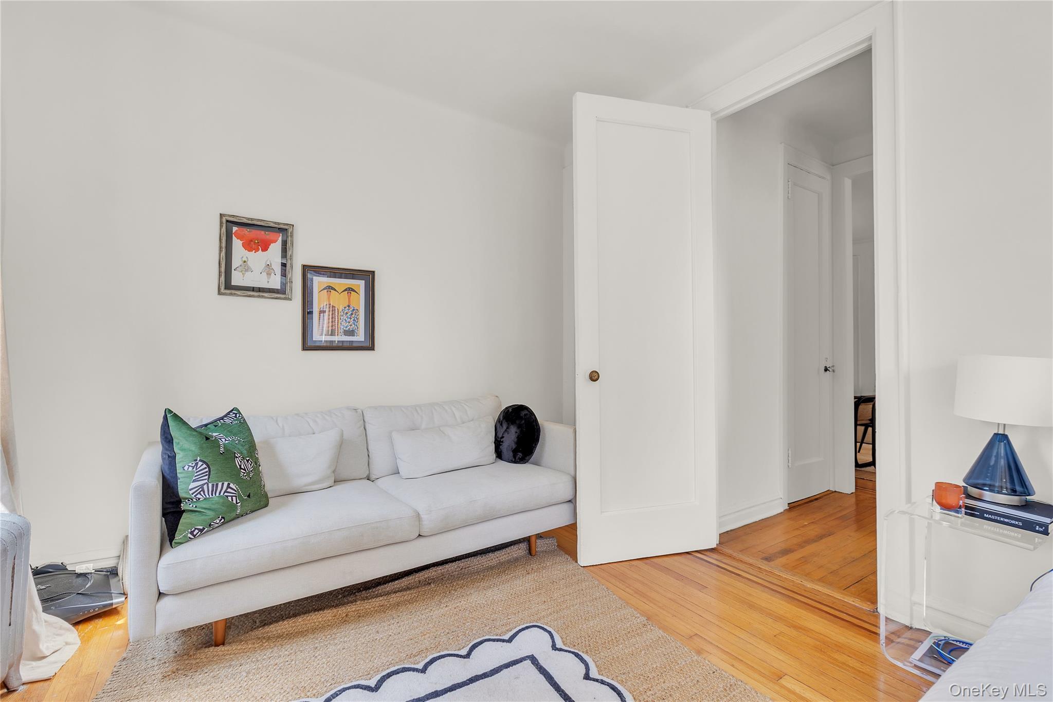 31 Pondfield Road W # 1, Bronxville, NY 10708